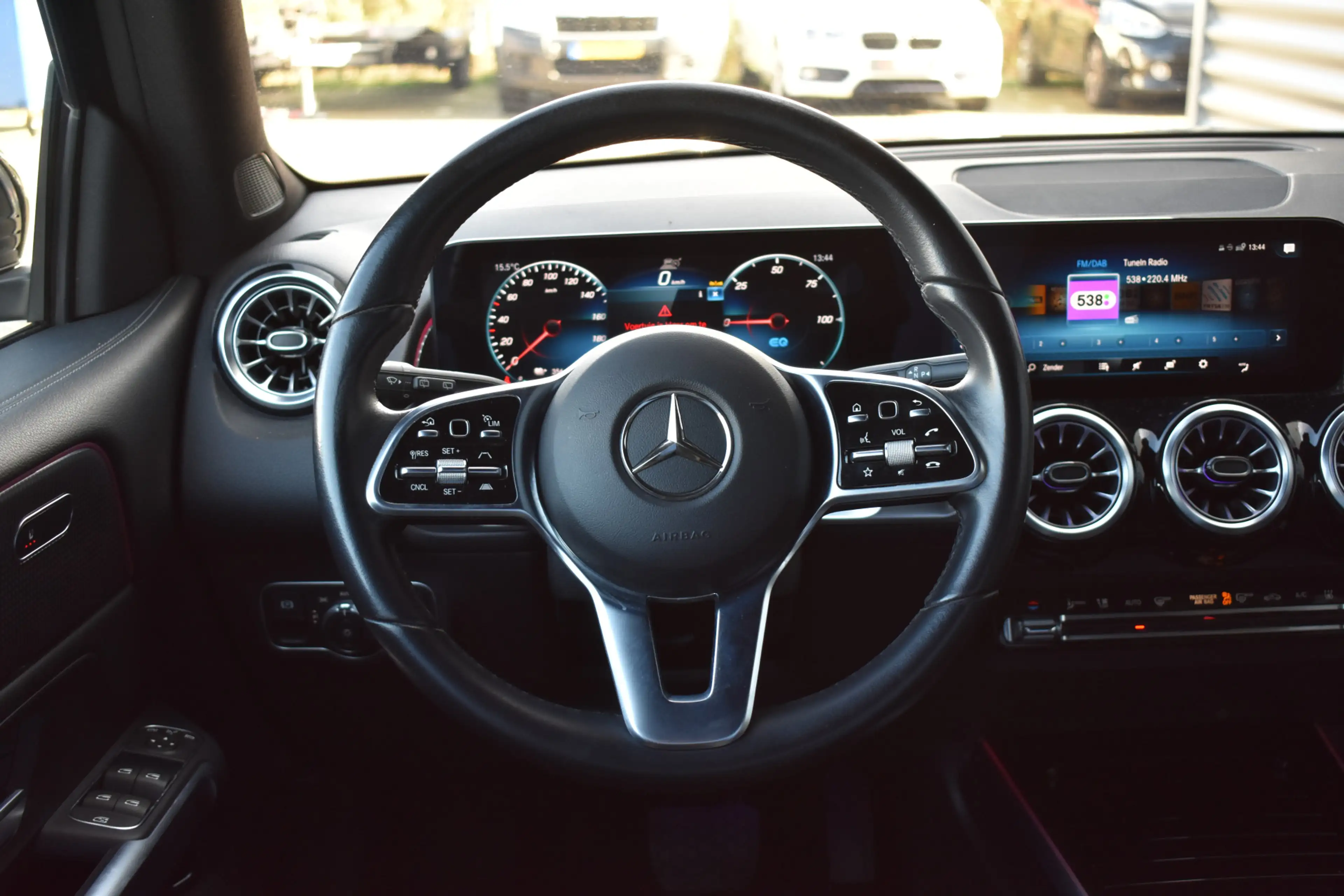 Mercedes-Benz EQB 250 Luxury Line 7p. 67 kWh LED | Camera | Carplay | Ad — photo 11