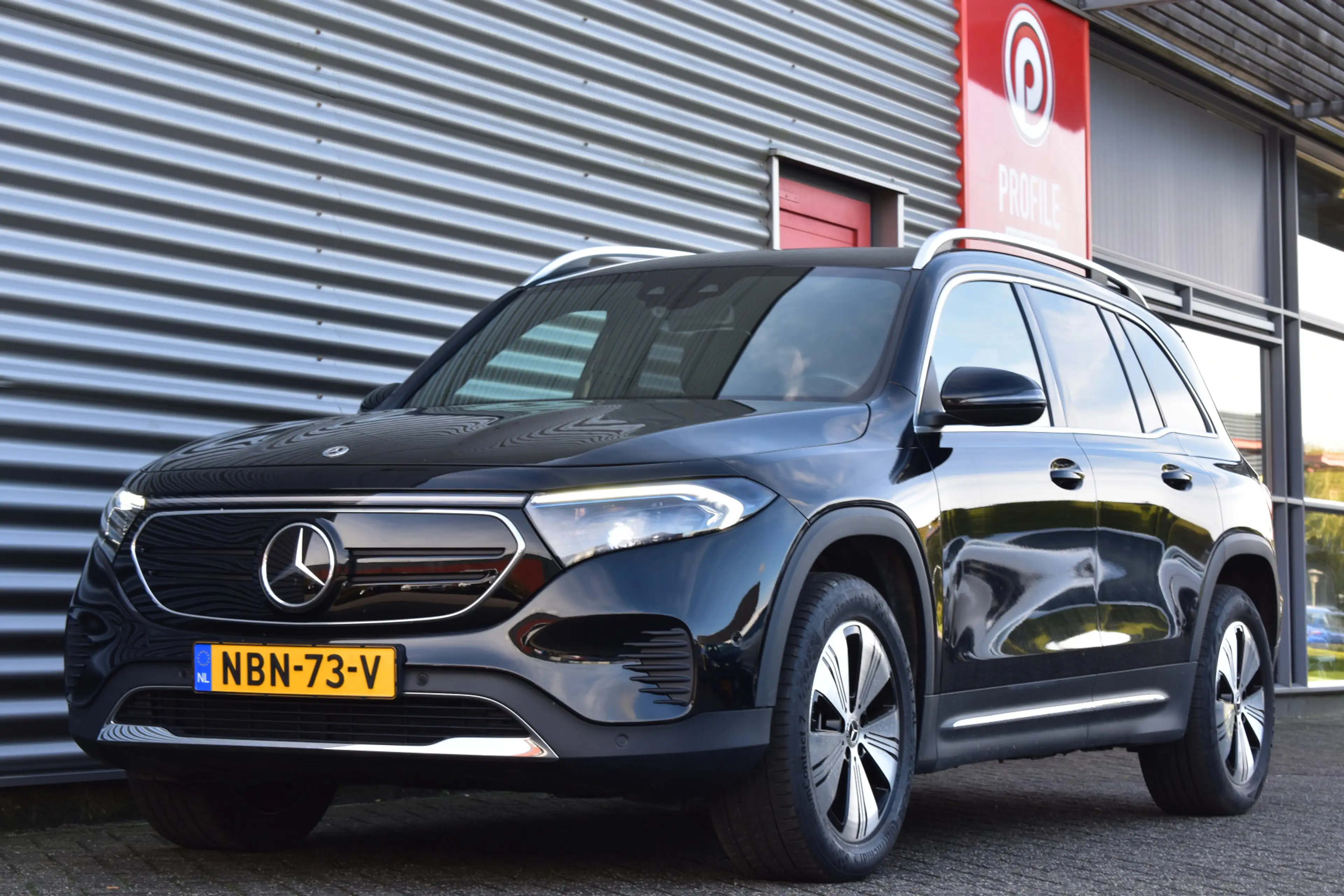 Mercedes-Benz EQB 250 Luxury Line 7p. 67 kWh LED | Camera | Carplay | Ad — photo 32