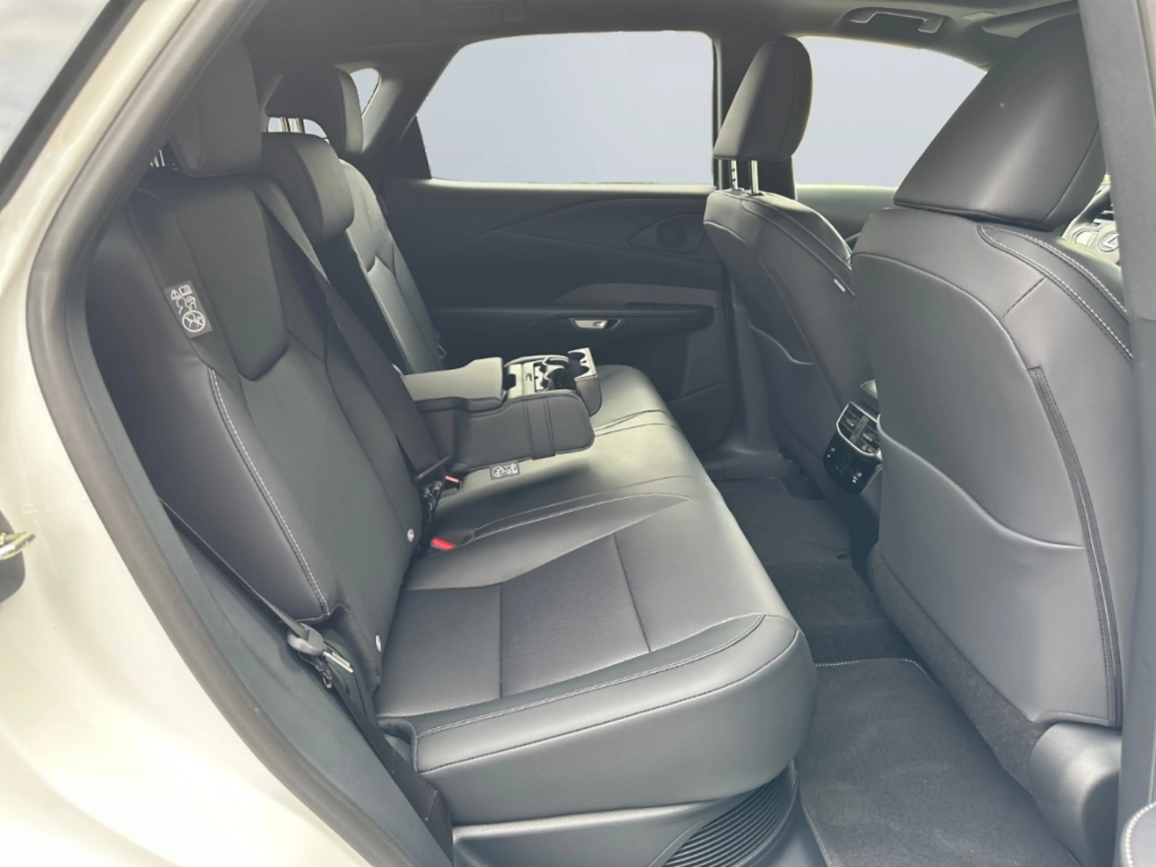 Lexus RX 350 h F SPORT Design *360*HUD*Navi*LED*el Heck* — photo 10