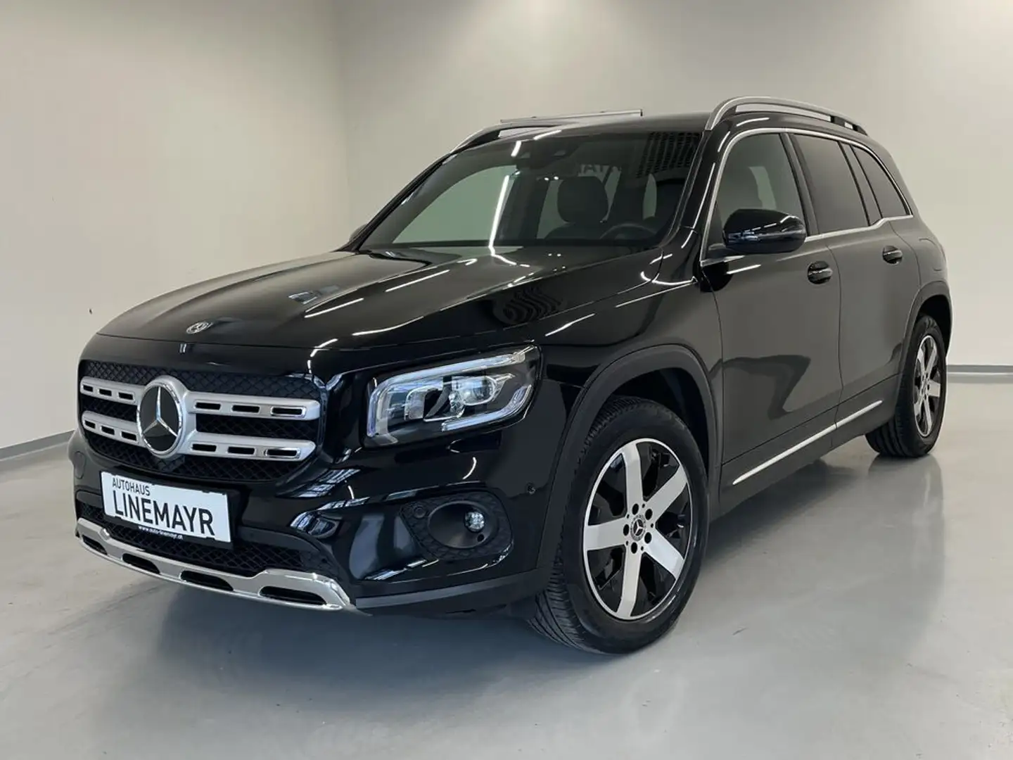 Mercedes-Benz GLB 200 d  AHK,LED Zwart - 1