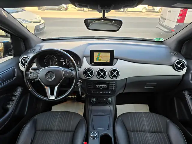 Mercedes-Benz B-Class view 5