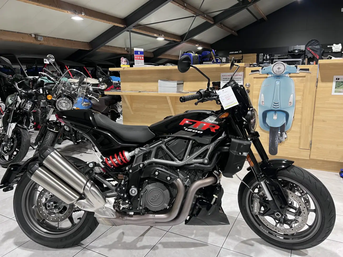 Indian FTR 1200 SPORT Zwart - 1