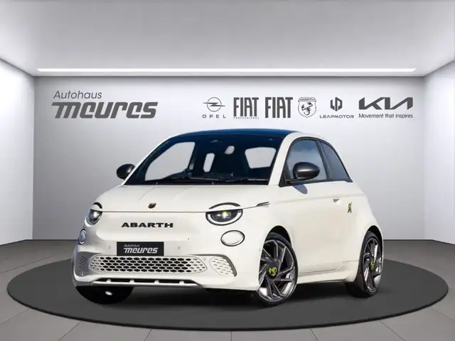 Abarth 500 E, Elektroantrieb 155 PS, Allwetter Rückfahrkamera