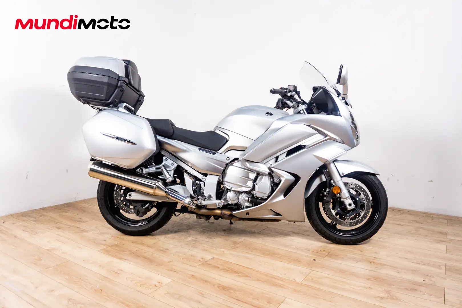 Yamaha FJR 1300 - 1