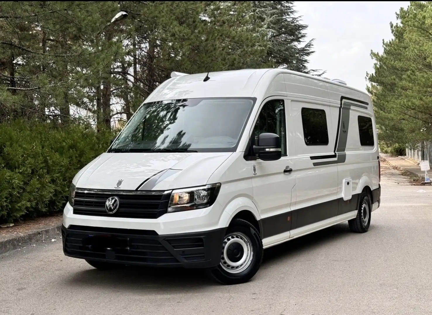 Volkswagen Crafter 35 TDI Wohnmobil/Camper/Wohnwagen - 2