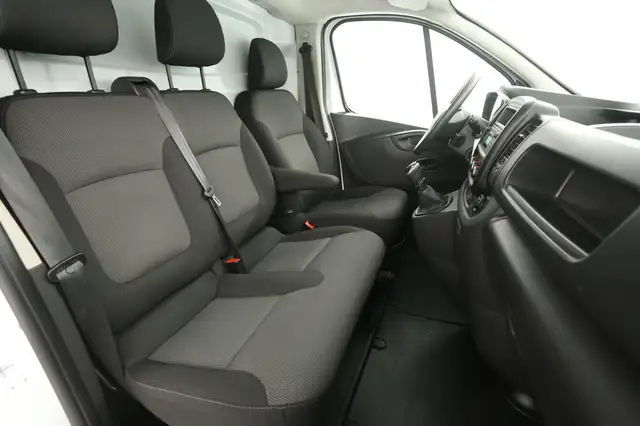 Renault Trafic view 10