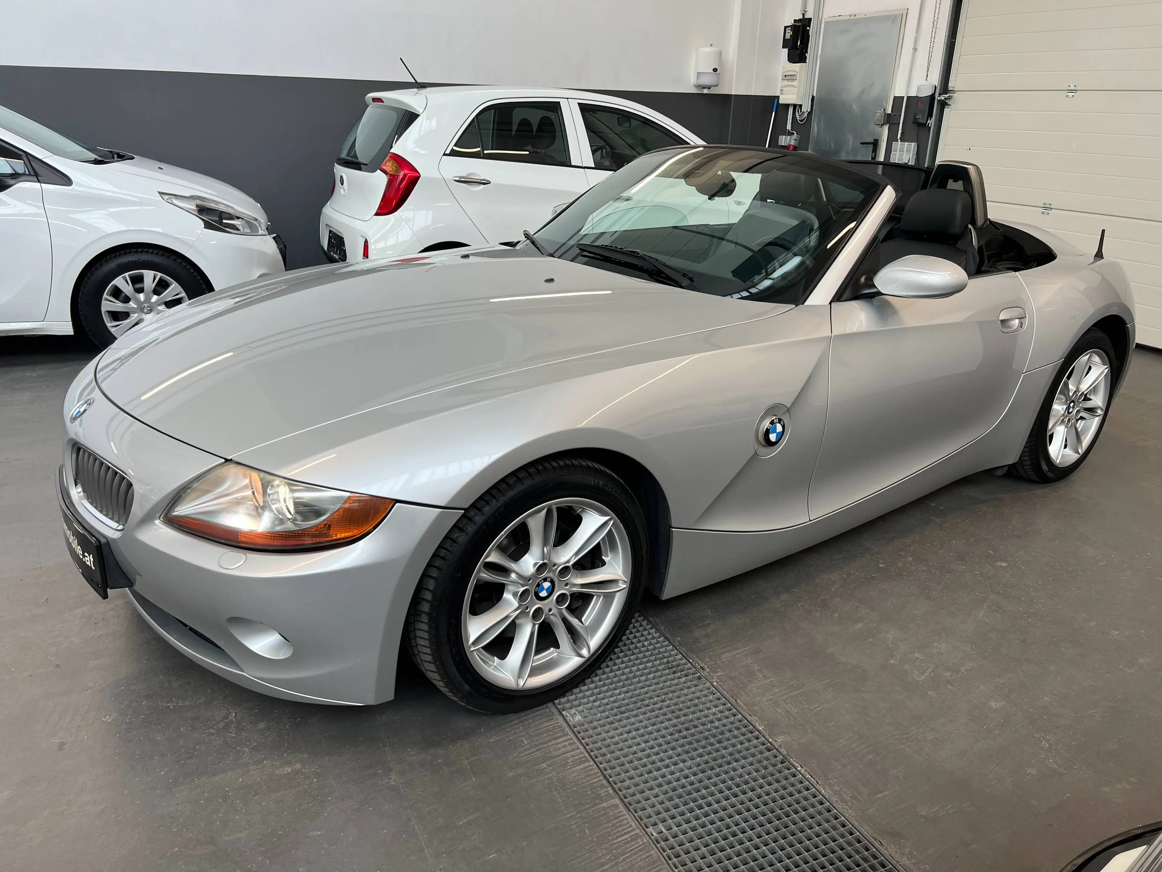 BMW Z4 3.0i Roadster (E85) AUTOMATIC * SAMMLERSTÜCK* — photo 3
