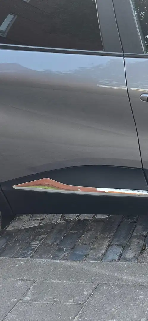 Renault Captur Captur 0.9 TCe Limited Grijs - 2