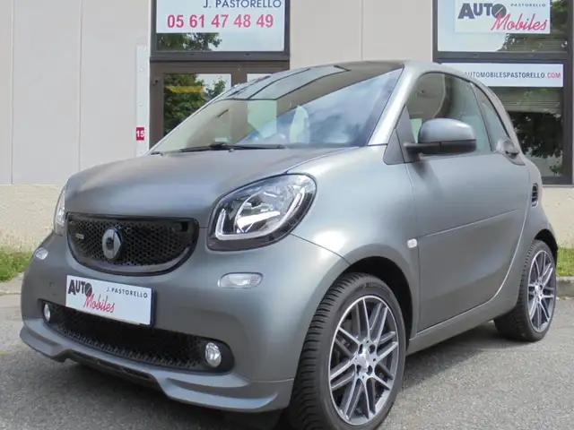 smart forTwo BRABUS 0.9 L 109 CH TWINAMIC
