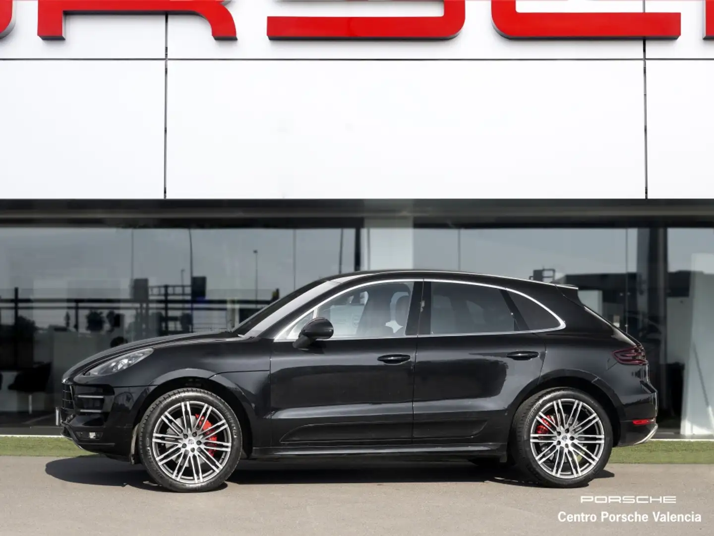 Porsche Macan Turbo Aut. Negro - 2