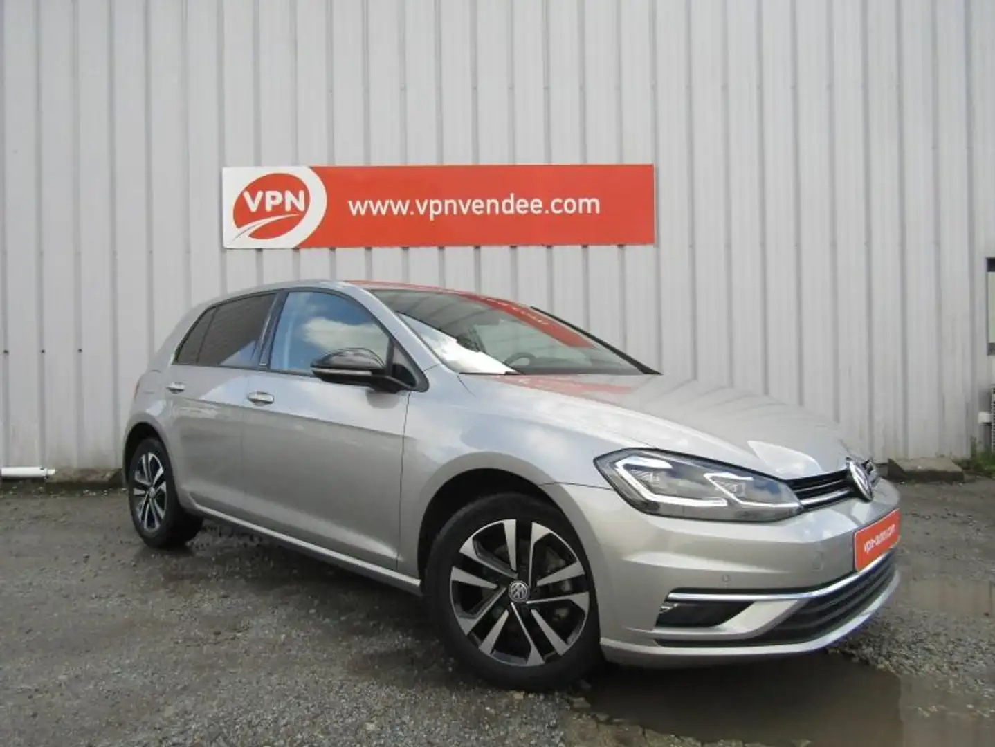 Volkswagen Golf 1.6 TDI 115ch FAP IQ.Drive Euro6d-T 5p Gris - 1