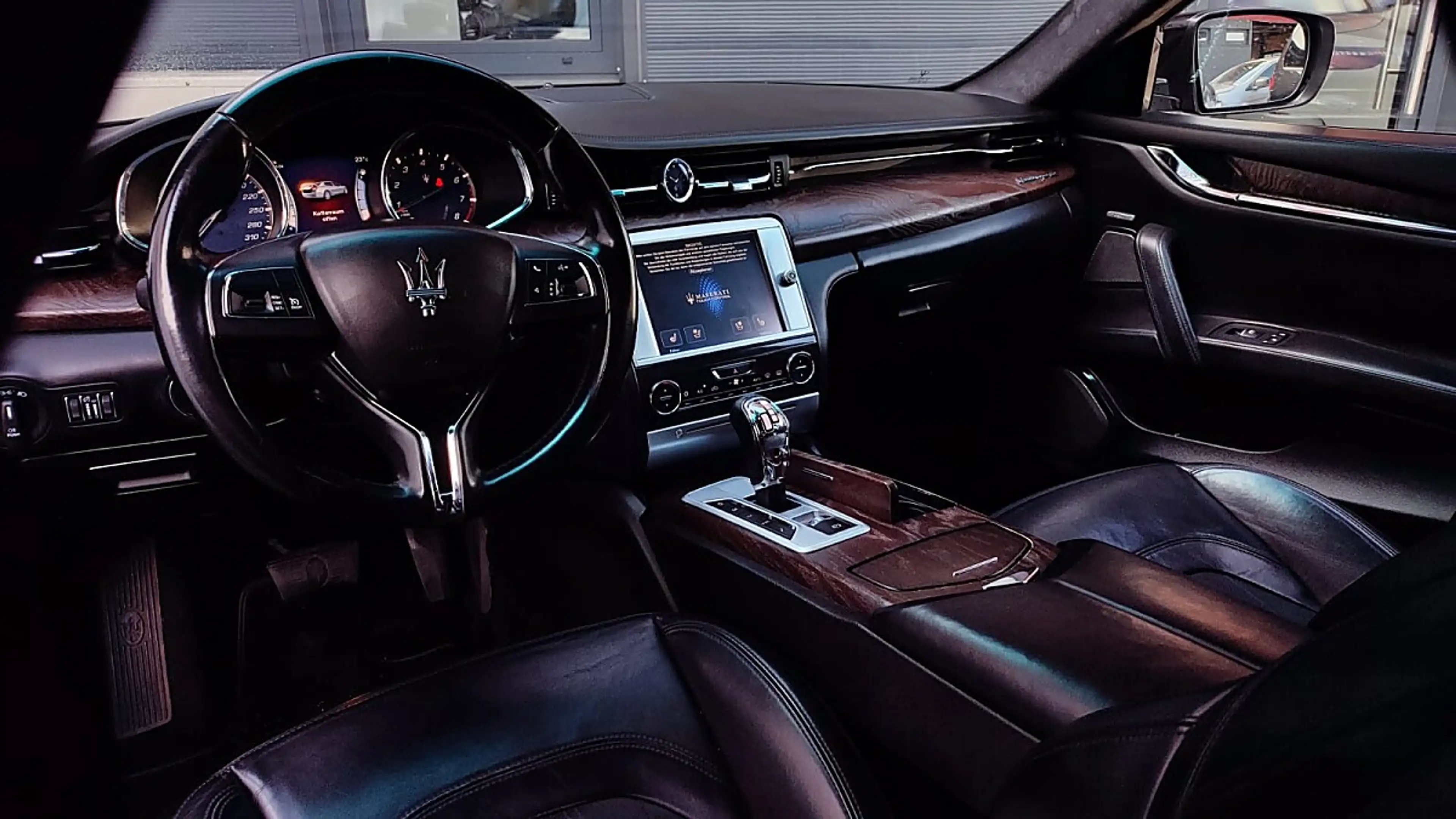Maserati Quattroporte S Q4 — photo 9