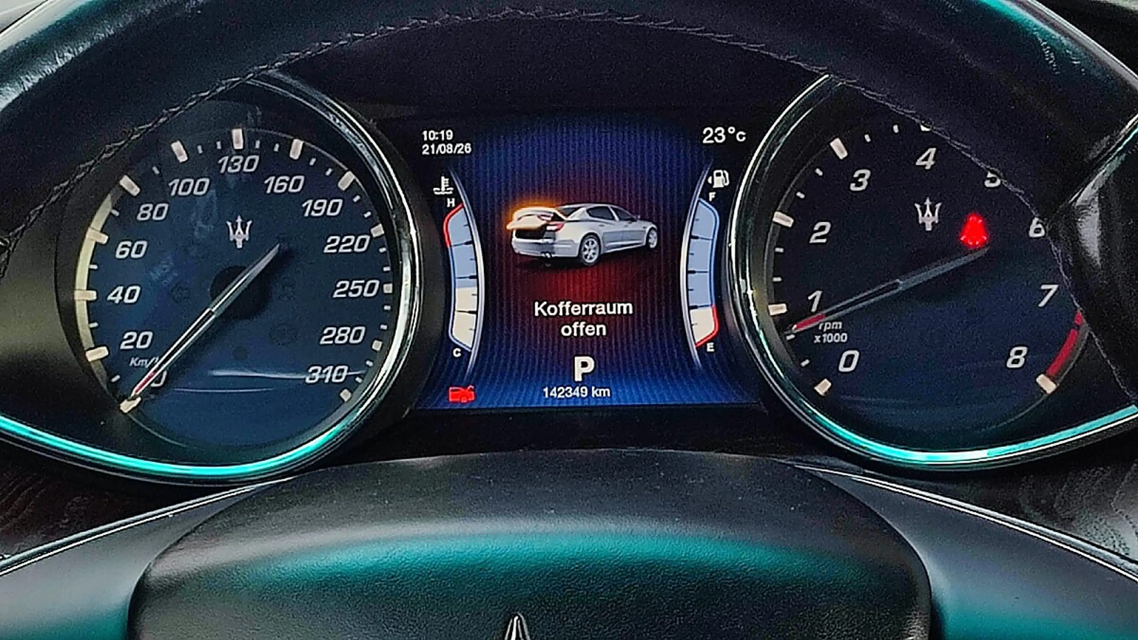 Maserati Quattroporte S Q4 — photo 6
