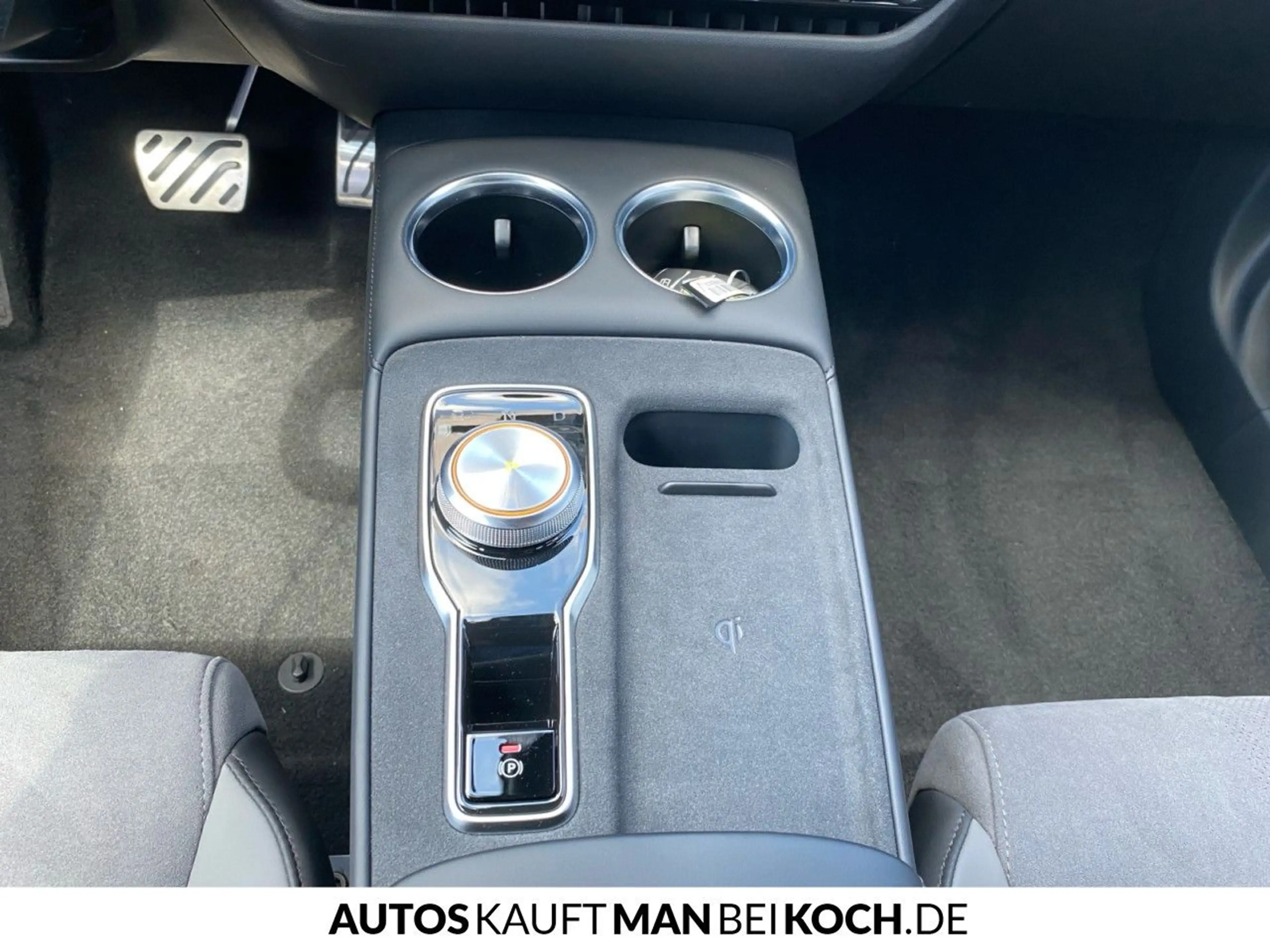 MG MG4 Xpower ACC, Shz. Lenkrhz., Keyless, 360° , Nav — photo 11