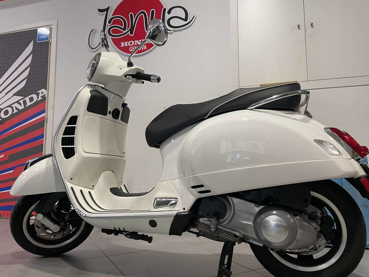 Vespa GTS 300 abs