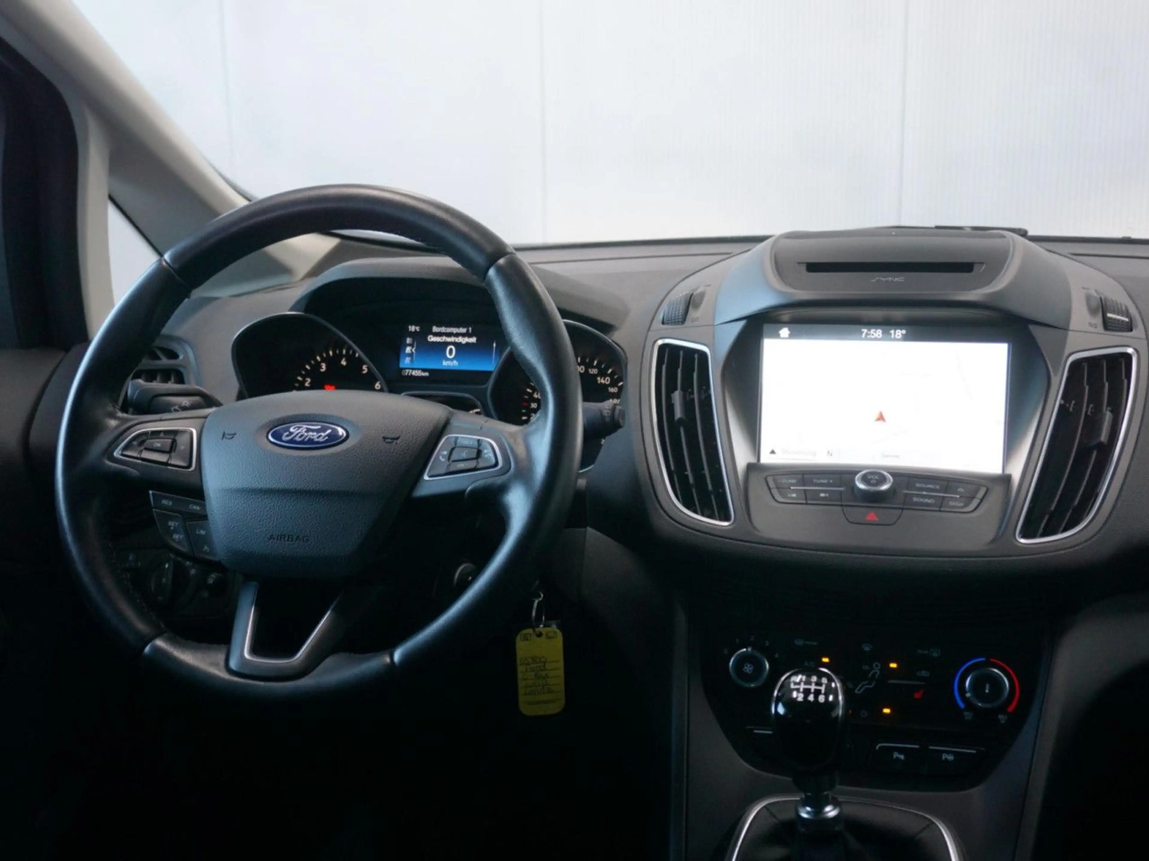 Ford C-Max 1.0 EcoBoost Cool+Connect 6-Gang Navi Klima — photo 10