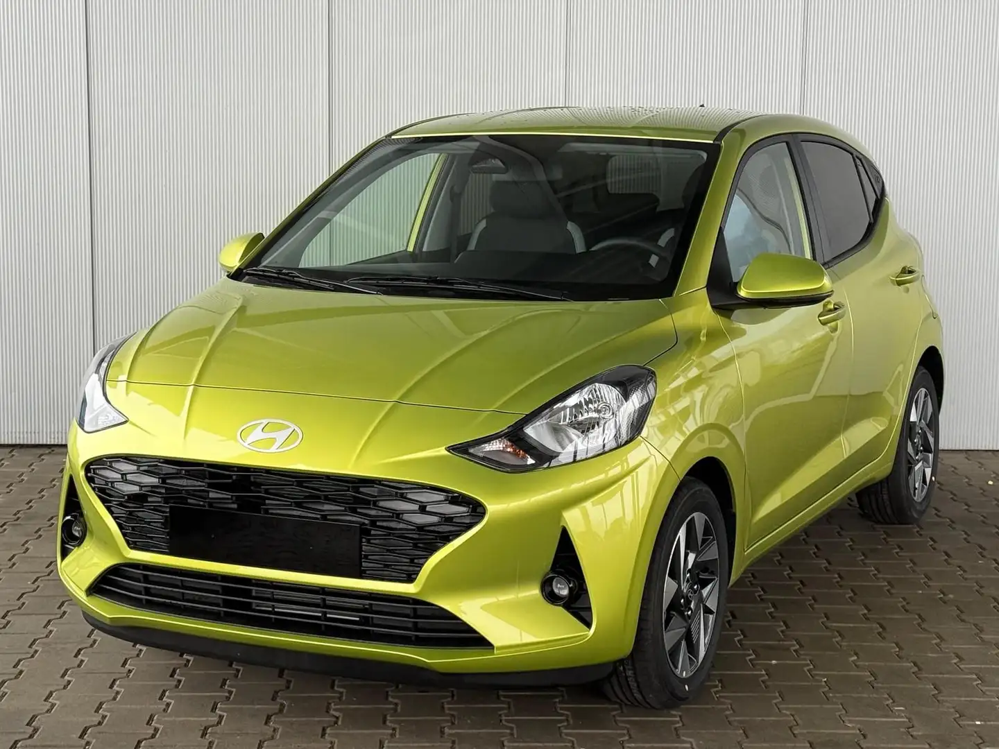 Hyundai i10 GO Plus 1,2 GDI Automatik / Sitz + Lenkradhe Sárga - 1