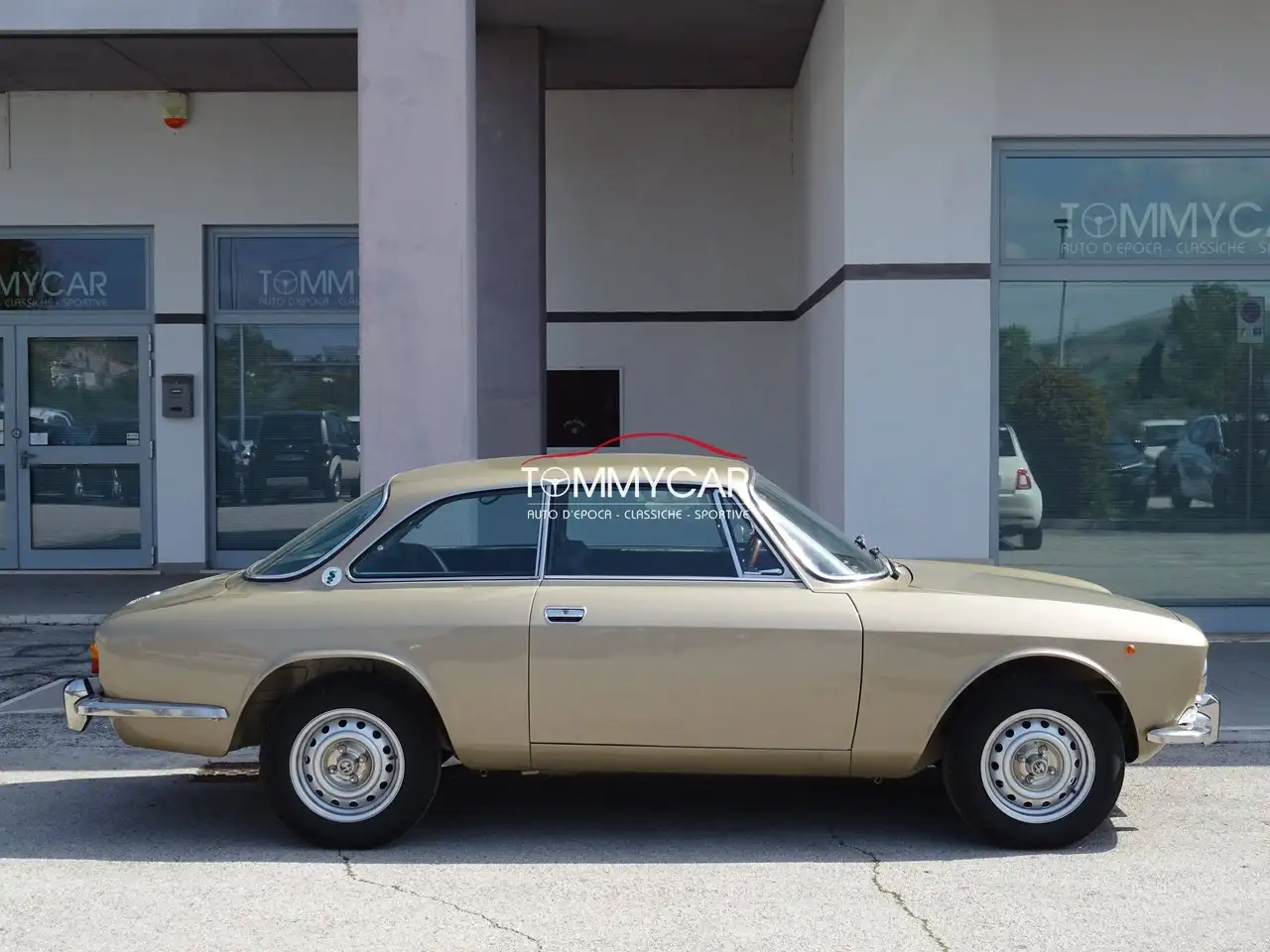 Alfa Romeo GT 2000 Gt Veloce 1971 - Restauro totale - Omologata, foto 4