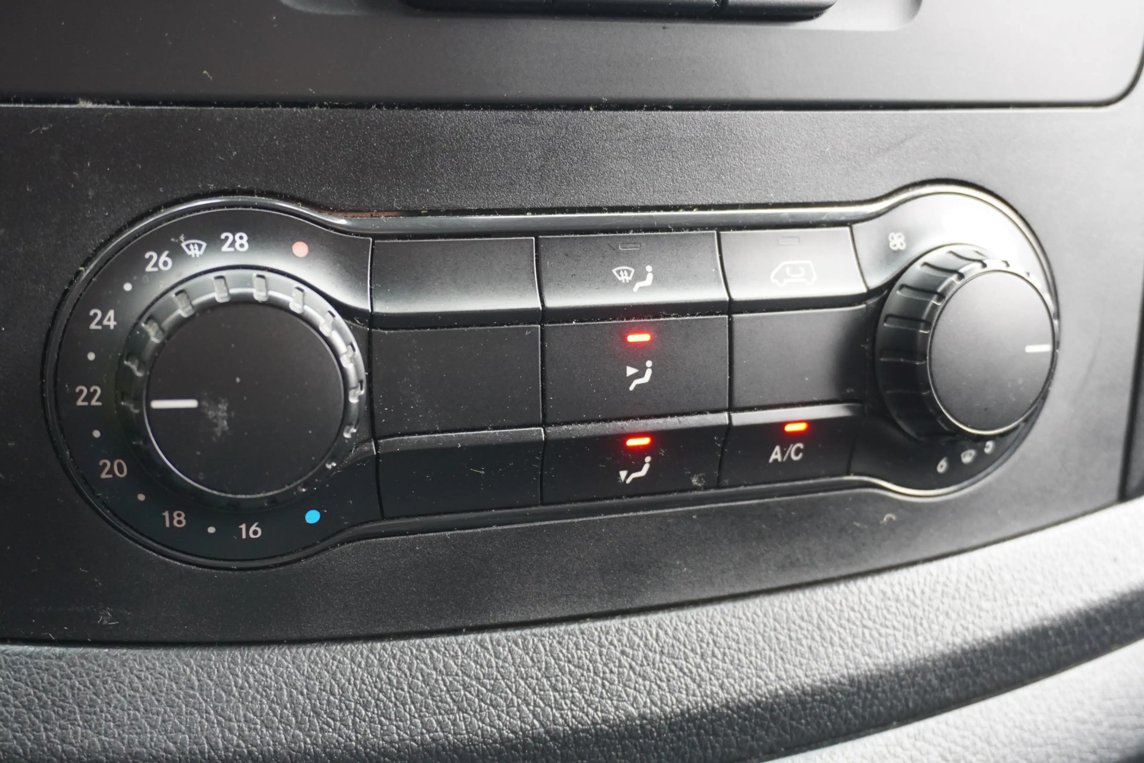 Mercedes-Benz Vito 110 CDI Lang EURO 6 - Airco - Navi - Cruise - €15. — photo 10