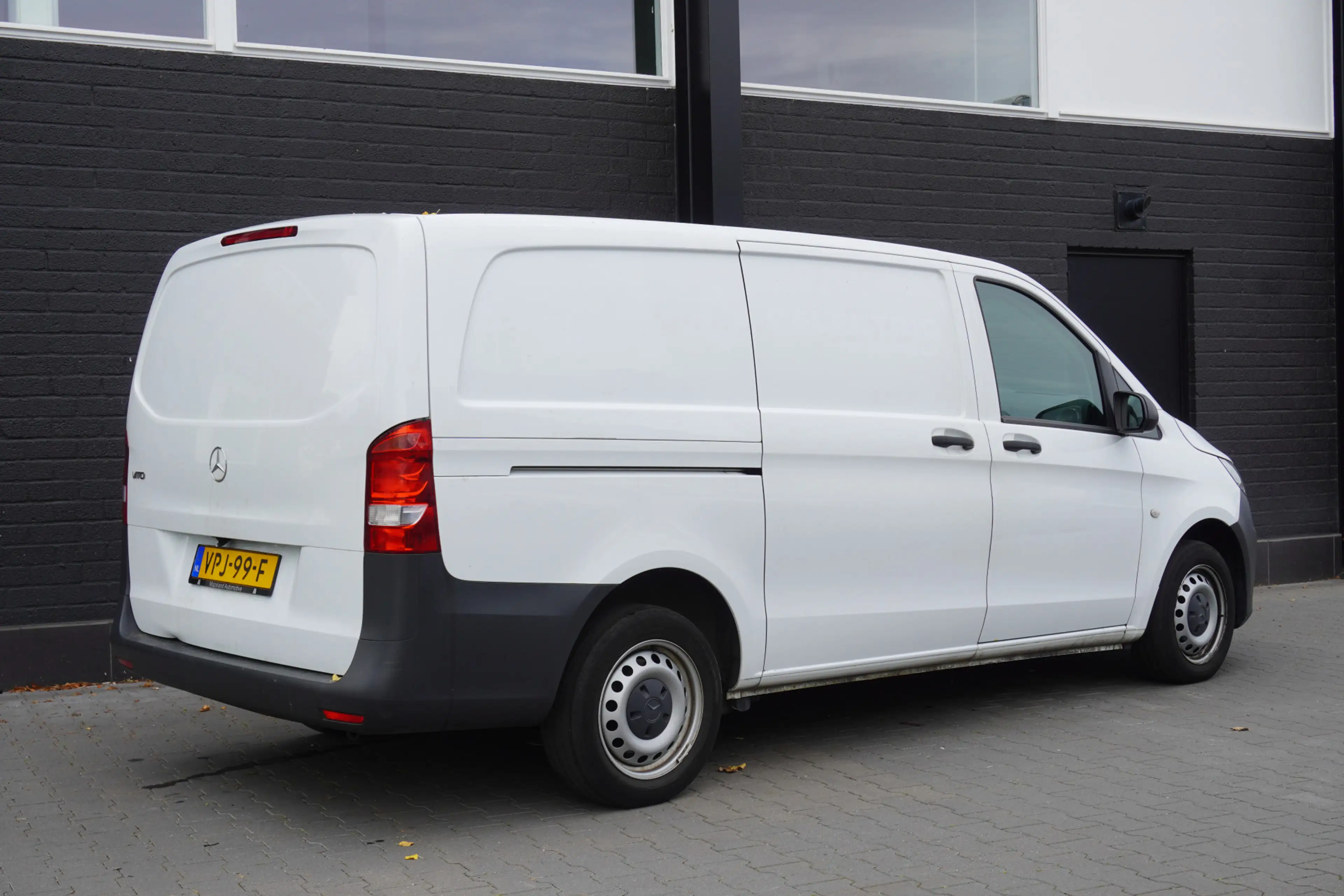 Mercedes-Benz Vito 110 CDI Lang EURO 6 - Airco - Navi - Cruise - €15. — photo 2