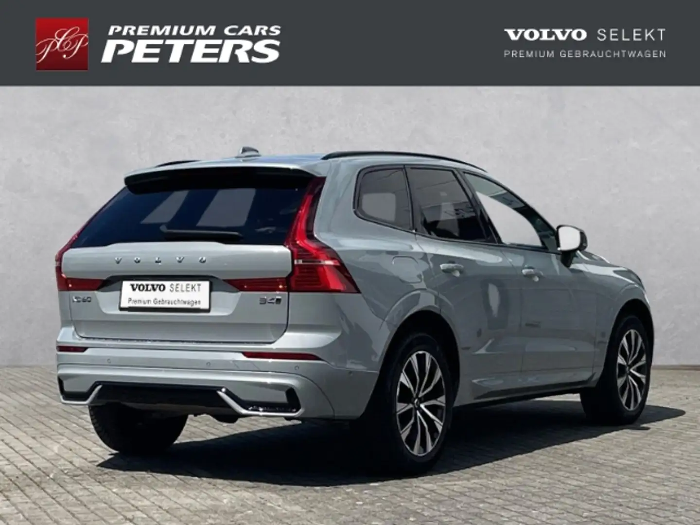 Volvo XC60 Plus Dark B4 AWD 19''LM 360kam LED Active High DAB Grijs - 2
