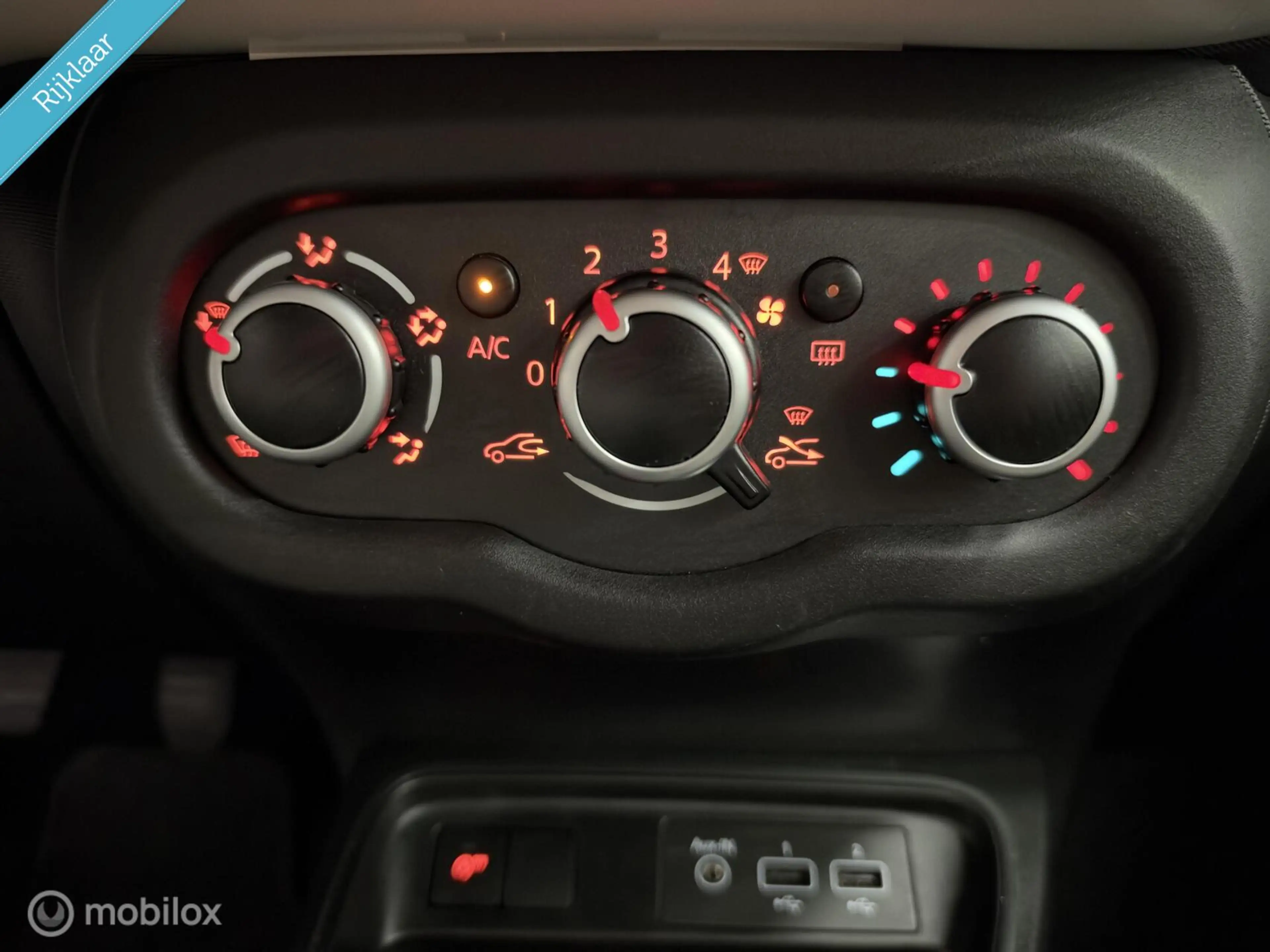 Renault Twingo 1.0 SCe Intens|Leder|Airco|CarPlay|Sport velgen — photo 26