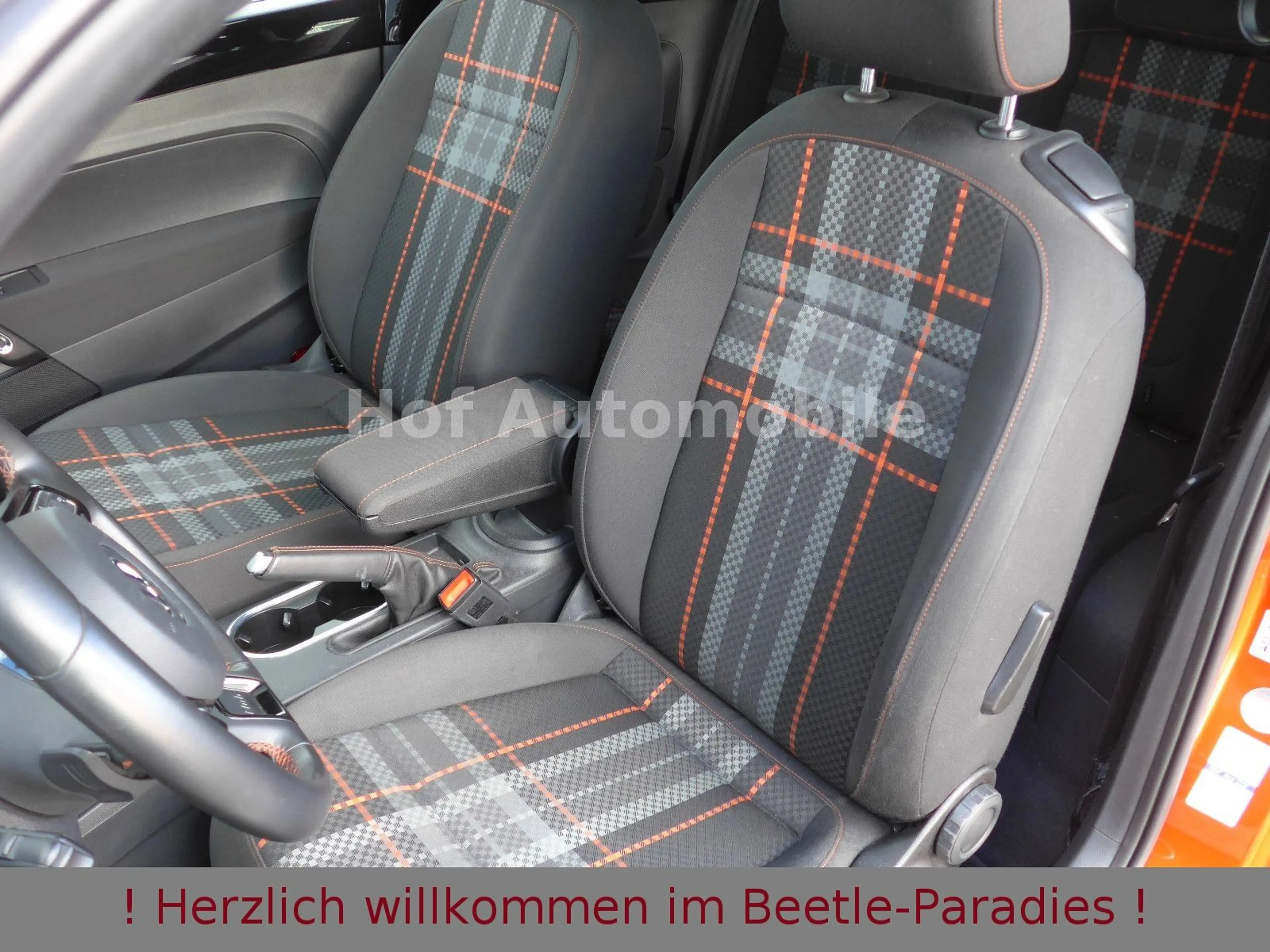 Volkswagen Beetle 2.0TDI DSG (150PS) Club-Plus Pano. Fender — photo 12