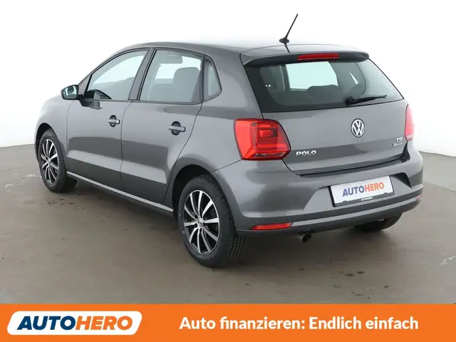 Volkswagen Polo view 4