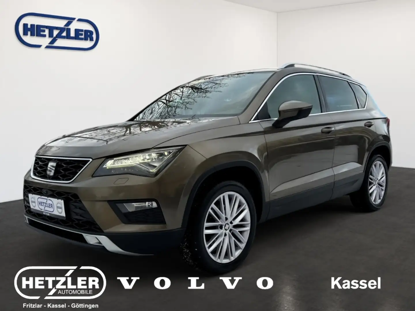 SEAT Ateca Xcellence 4Drive AHK-klappbar Navi 360 Kamera LED Braun - 1