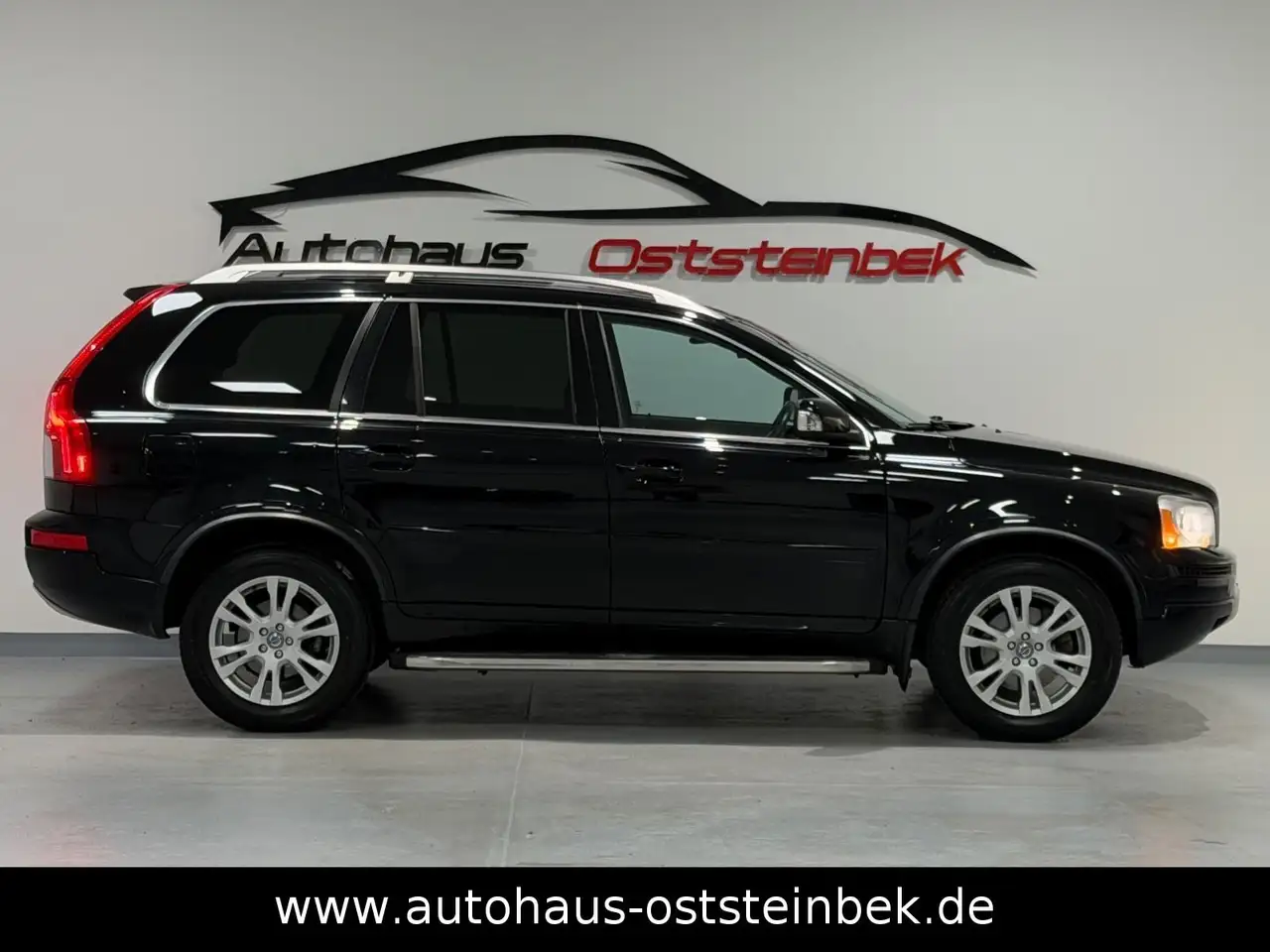 Volvo XC90 D5 AWD Geartronic Summum | 200 ch | BVA | 7 places | Cuir | Sièges électriques chauffants | GPS | Régulateur adaptatif