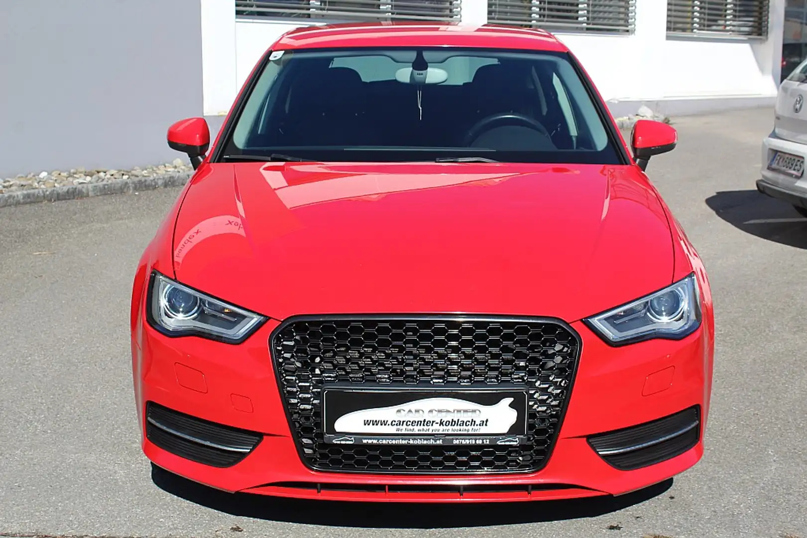Audi A3 SB Style 1,6 TDI DPF Rosso - 2