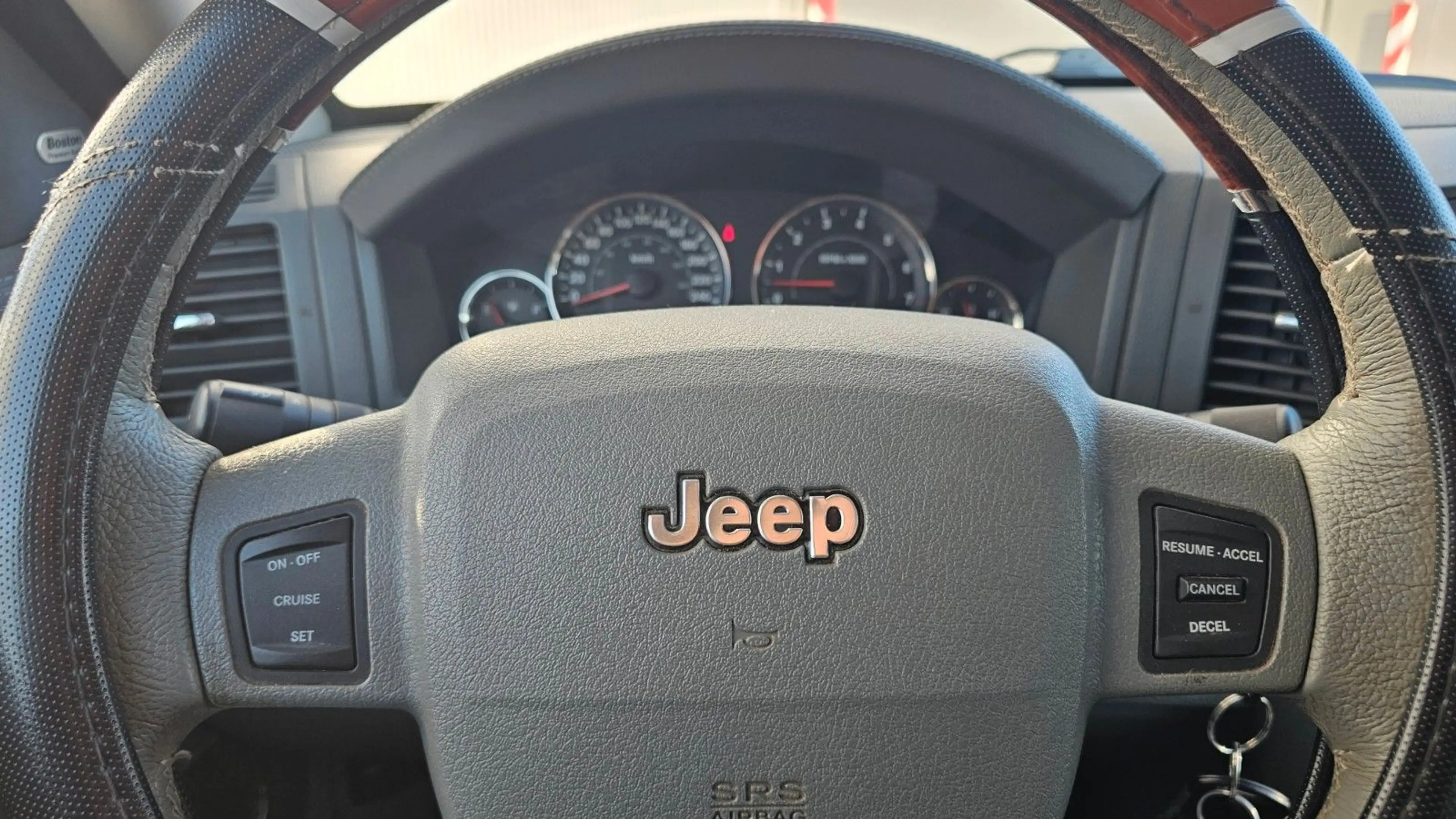 Jeep Grand Cherokee 3.0 CRD Limited AHK Klima SHZG — photo 4