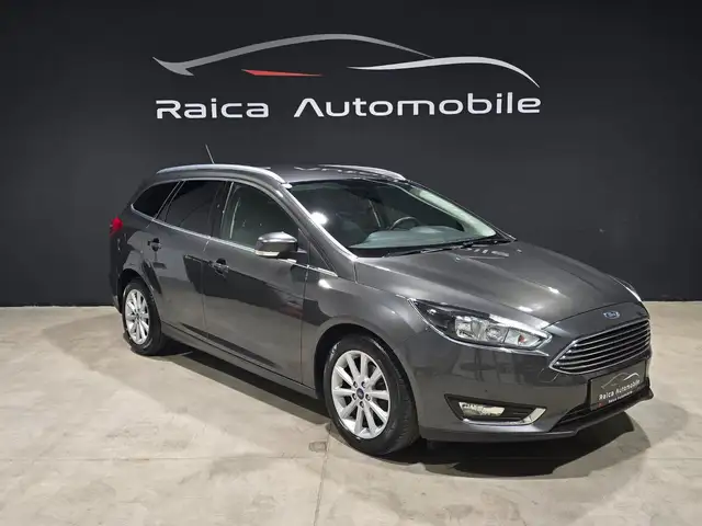 Ford Focus view 7