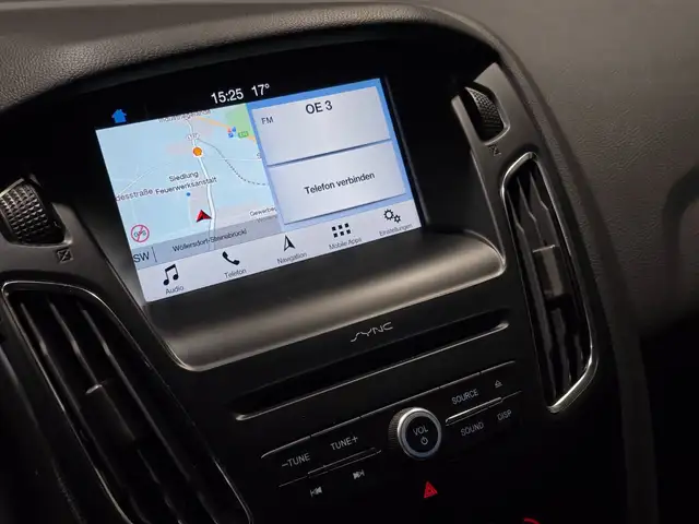 Ford Focus view 9