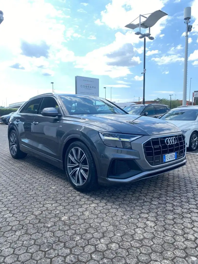 Audi Q8 50 TDI 286 CV quattro tiptronic Sport Gris - 2