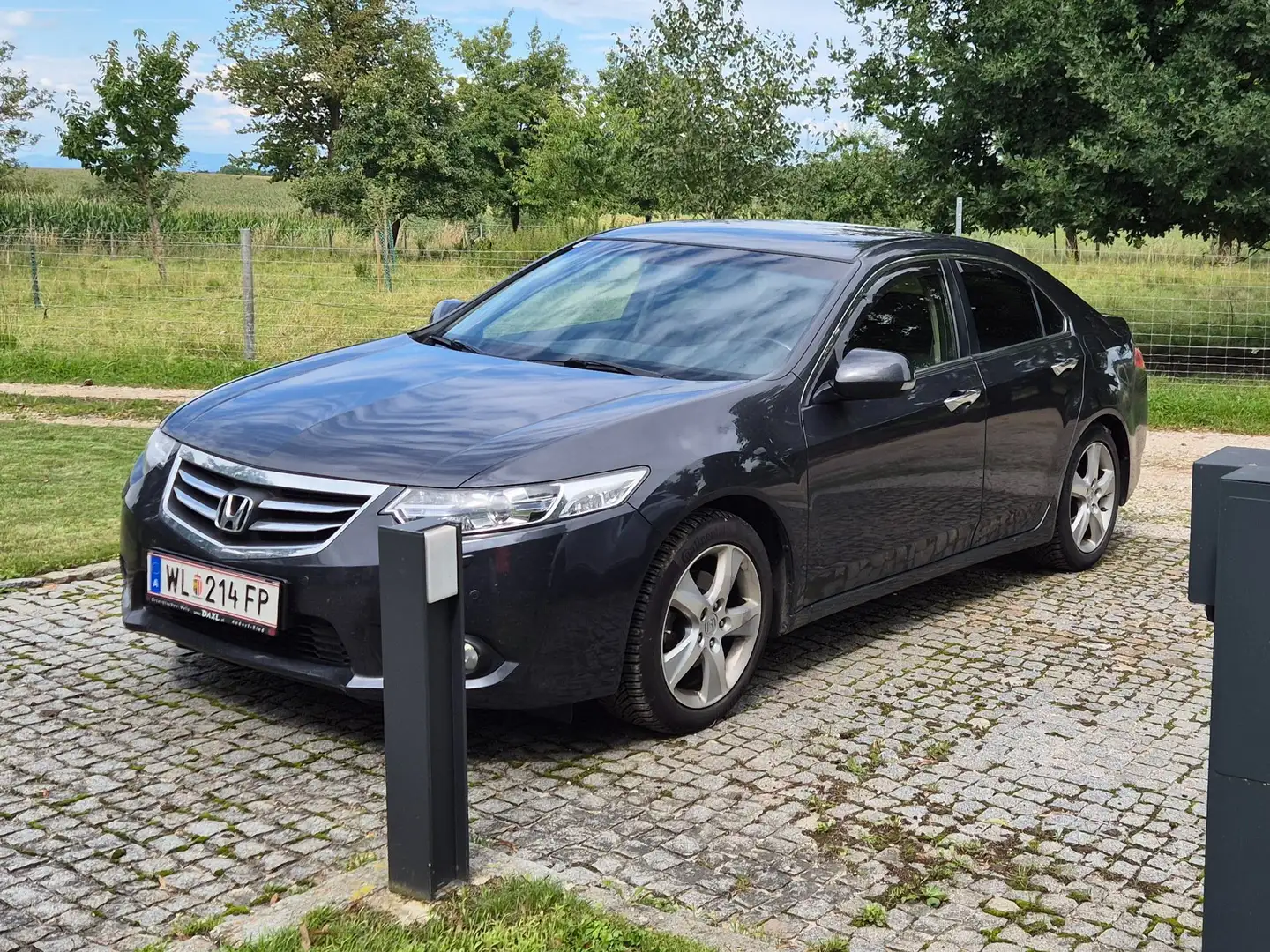 Honda Accord Accord 2,0i-VTEC Lifestyle Aut. Lifestyle Grau - 2