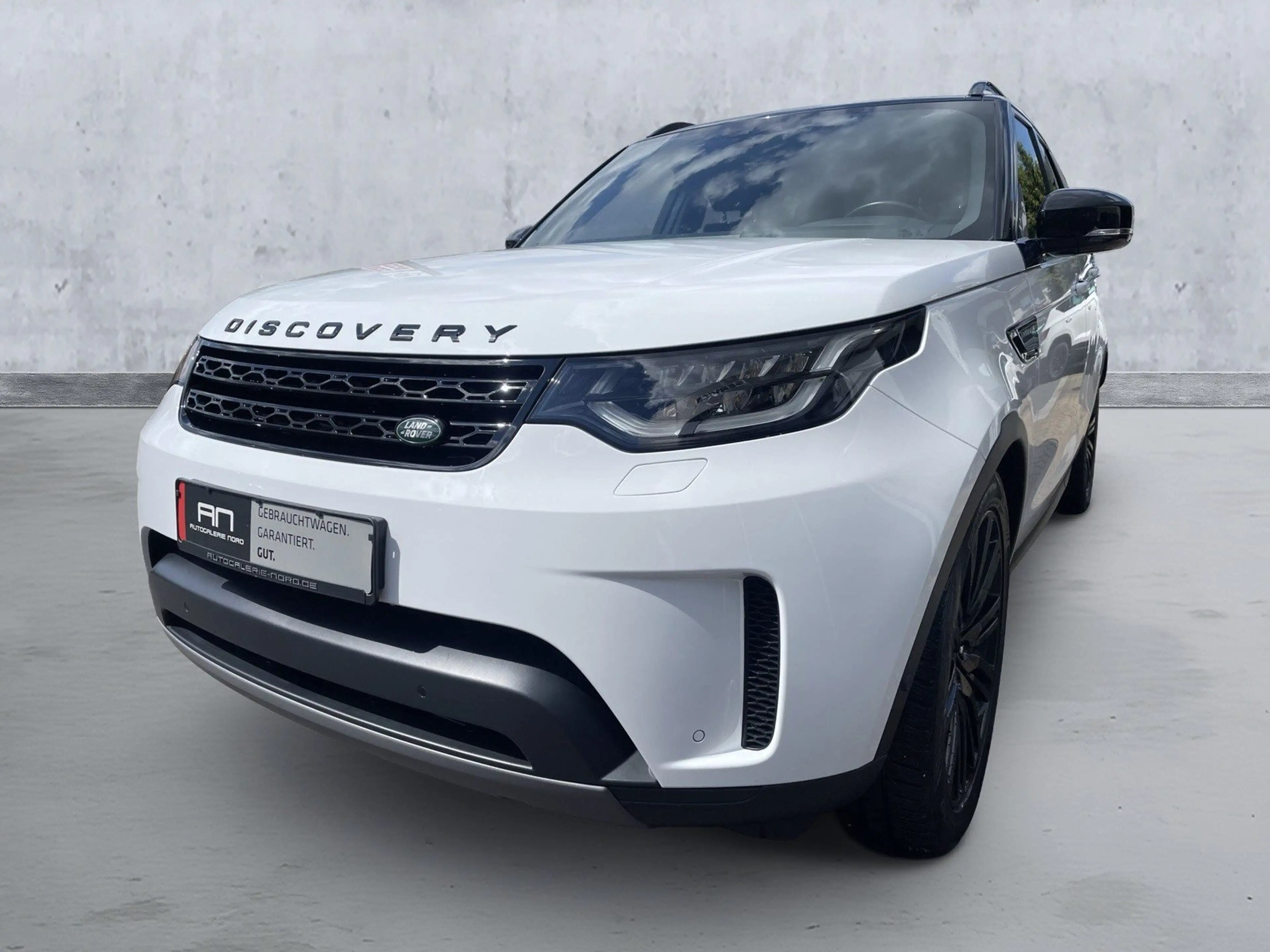 Land Rover Discovery 5 Pano+Meridian+Black+AHK+7-Sitze — photo 3