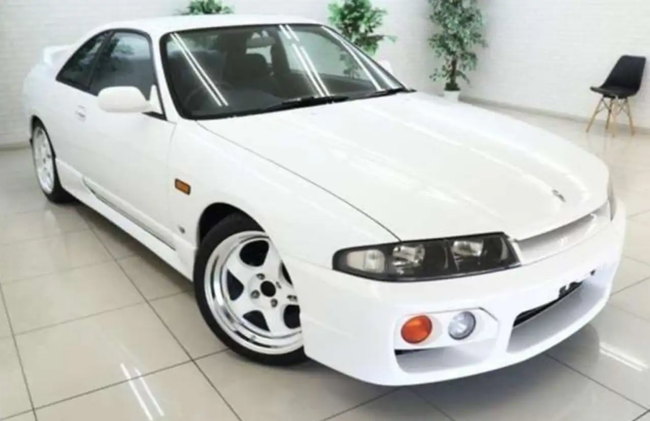 1996 Nissan Skyline