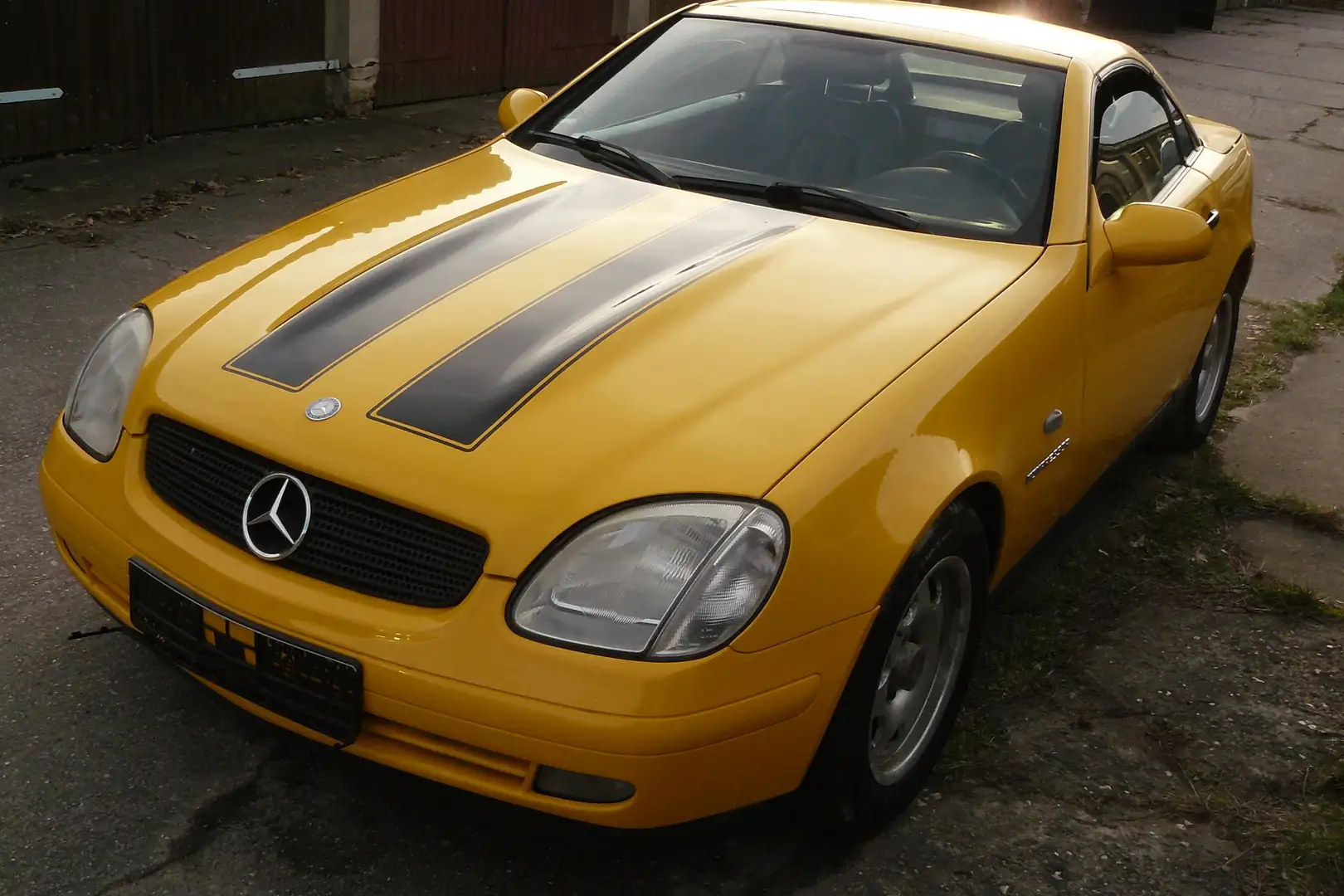 Mercedes-Benz SLK 230 SLK 230 Kompressor Amarillo - 2