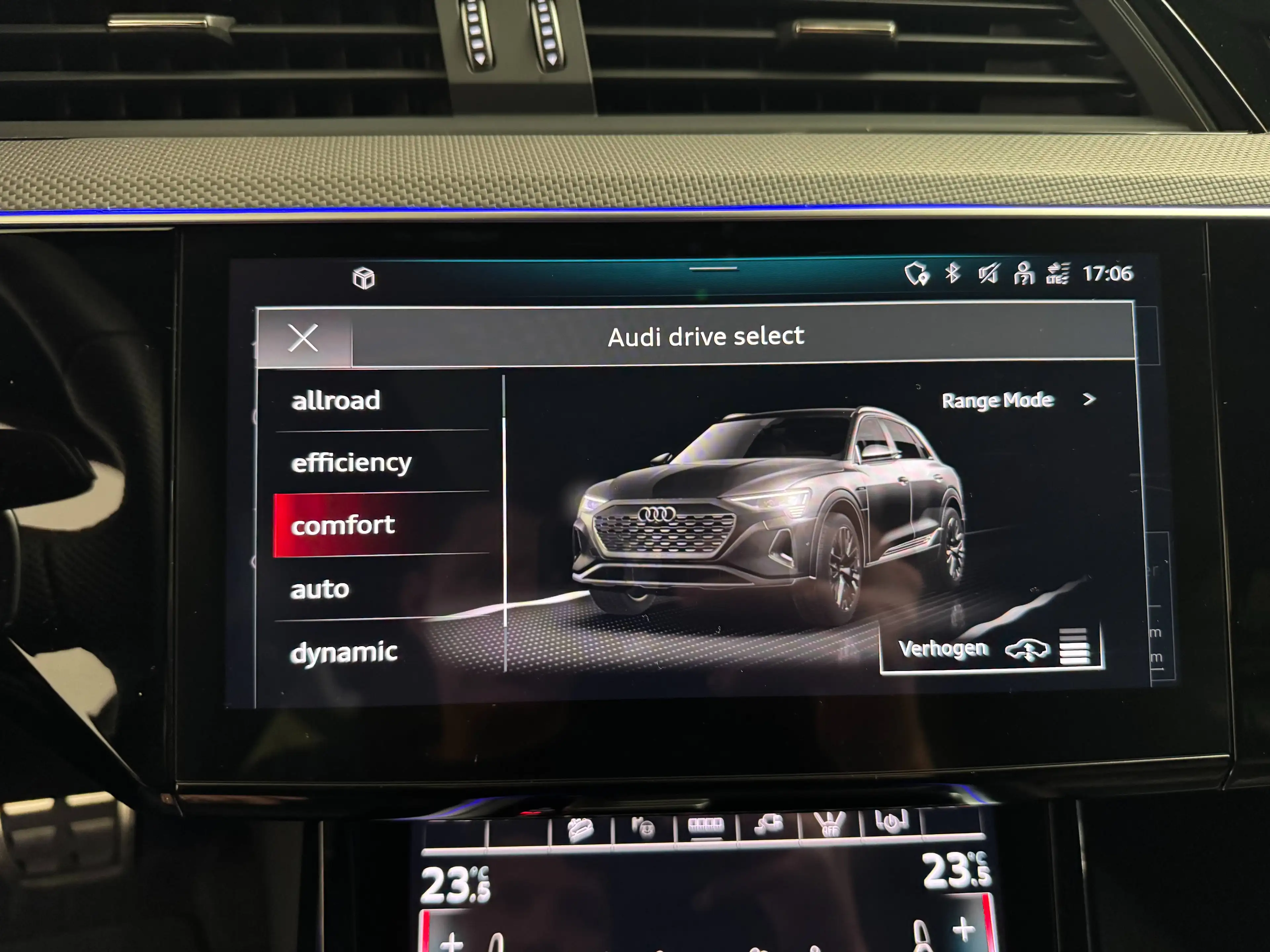 Audi Q8 e-tron 55 e-Tron Quattro S line *LEDER*PANO*360CAM* — photo 15
