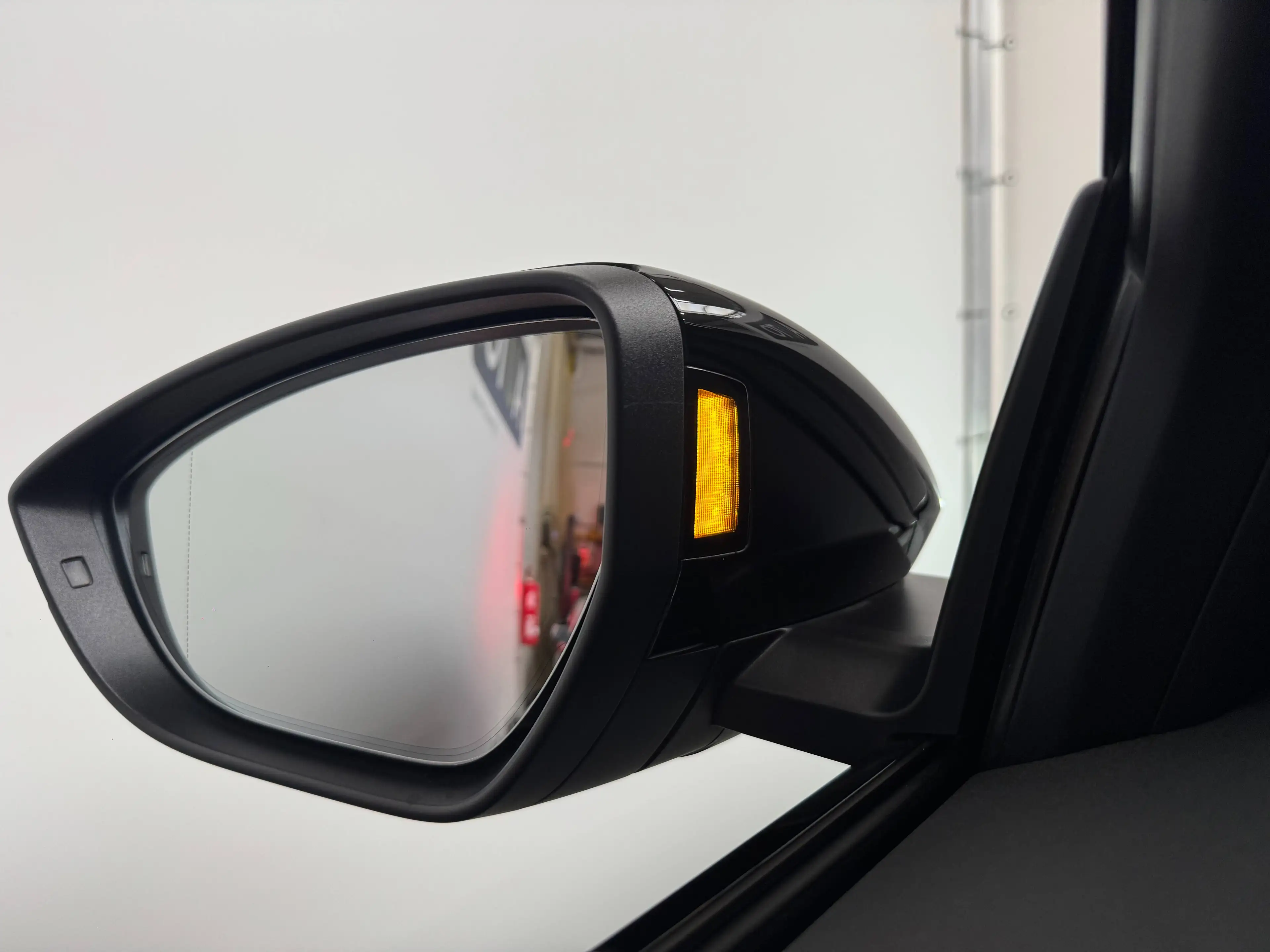 Audi Q8 e-tron 55 e-Tron Quattro S line *LEDER*PANO*360CAM* — photo 4