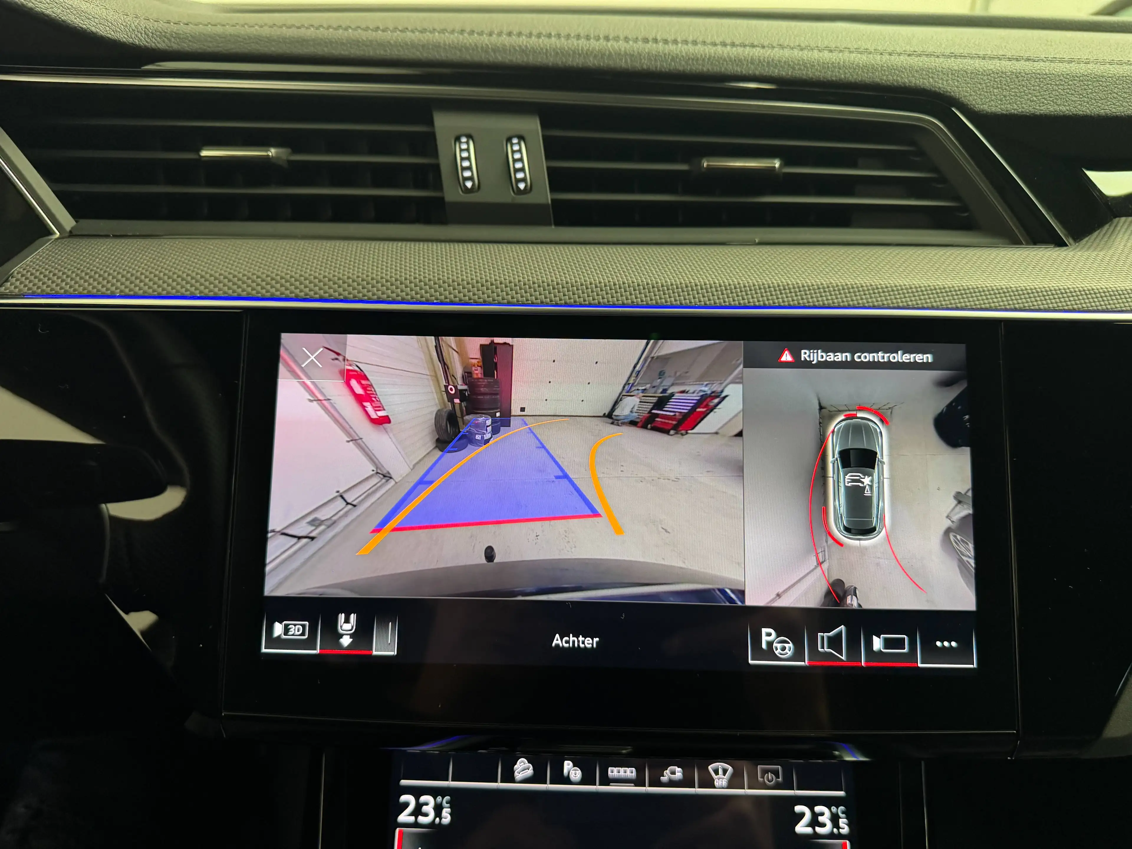 Audi Q8 e-tron 55 e-Tron Quattro S line *LEDER*PANO*360CAM* — photo 17