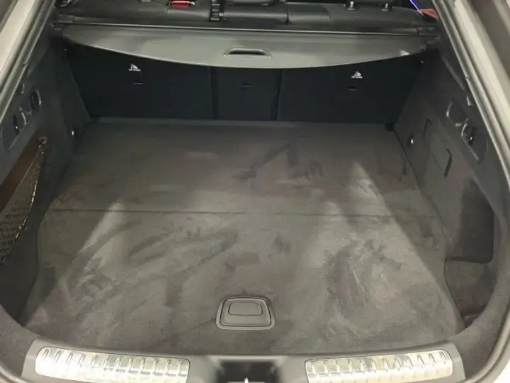 Mercedes-Benz GLC 2025, foto 14