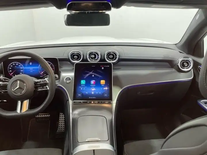 Mercedes-Benz GLC 2025, foto 8
