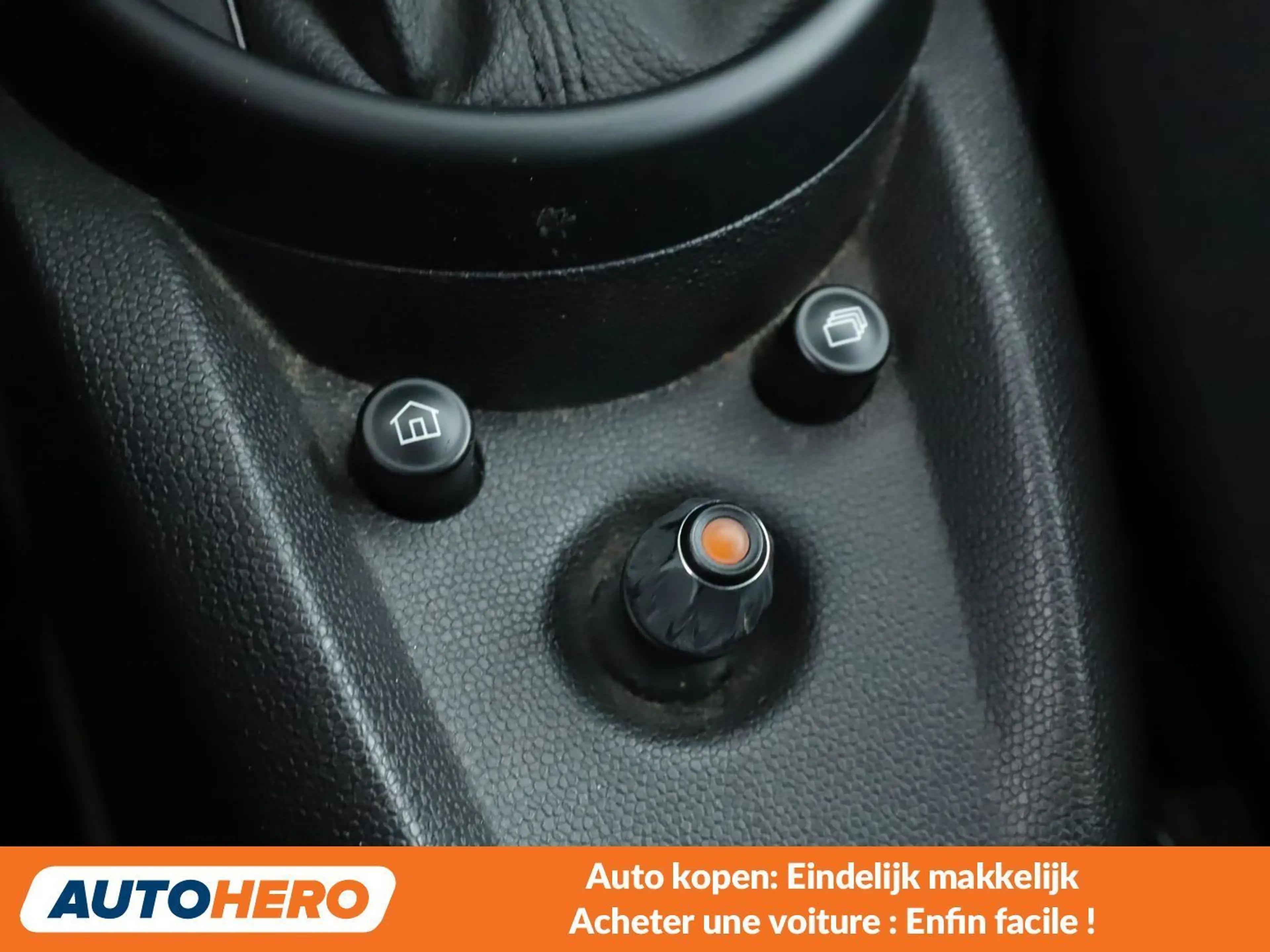 MINI One Countryman One — photo 12