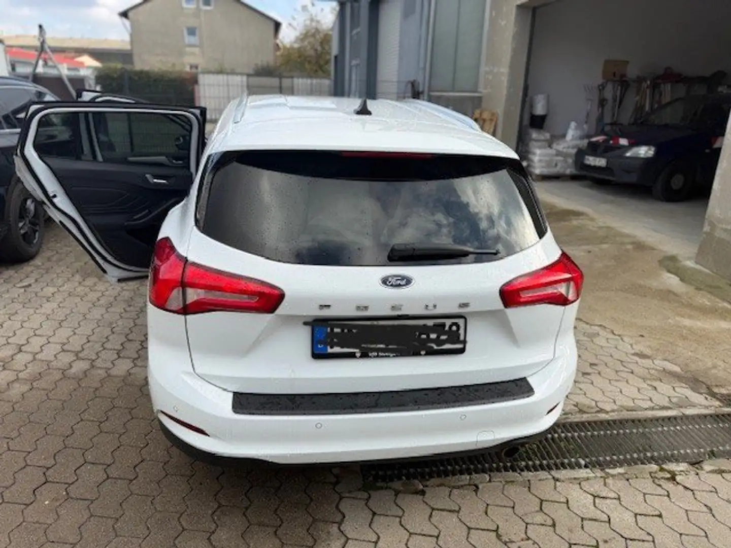 Ford Focus Focus Turnier 2.0 EcoBlue Start/Stopp Weiß - 2
