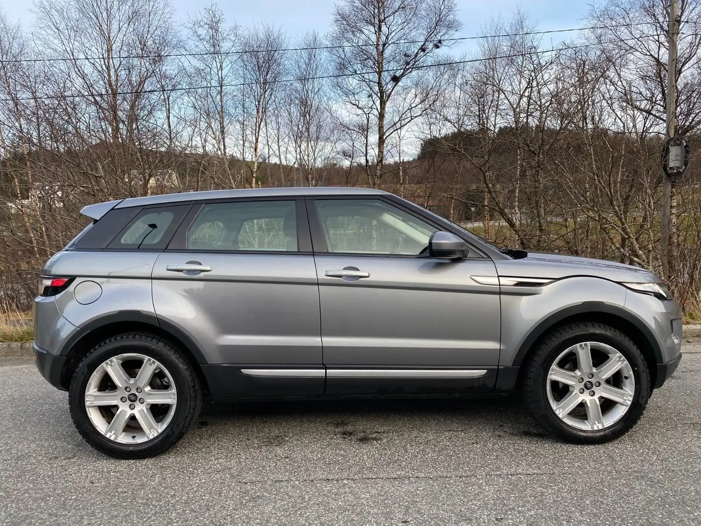 Land Rover Range Rover Evoque Range Rover Evoque 5p 2.2 td4 Launch edition 150cv Grijs - 1