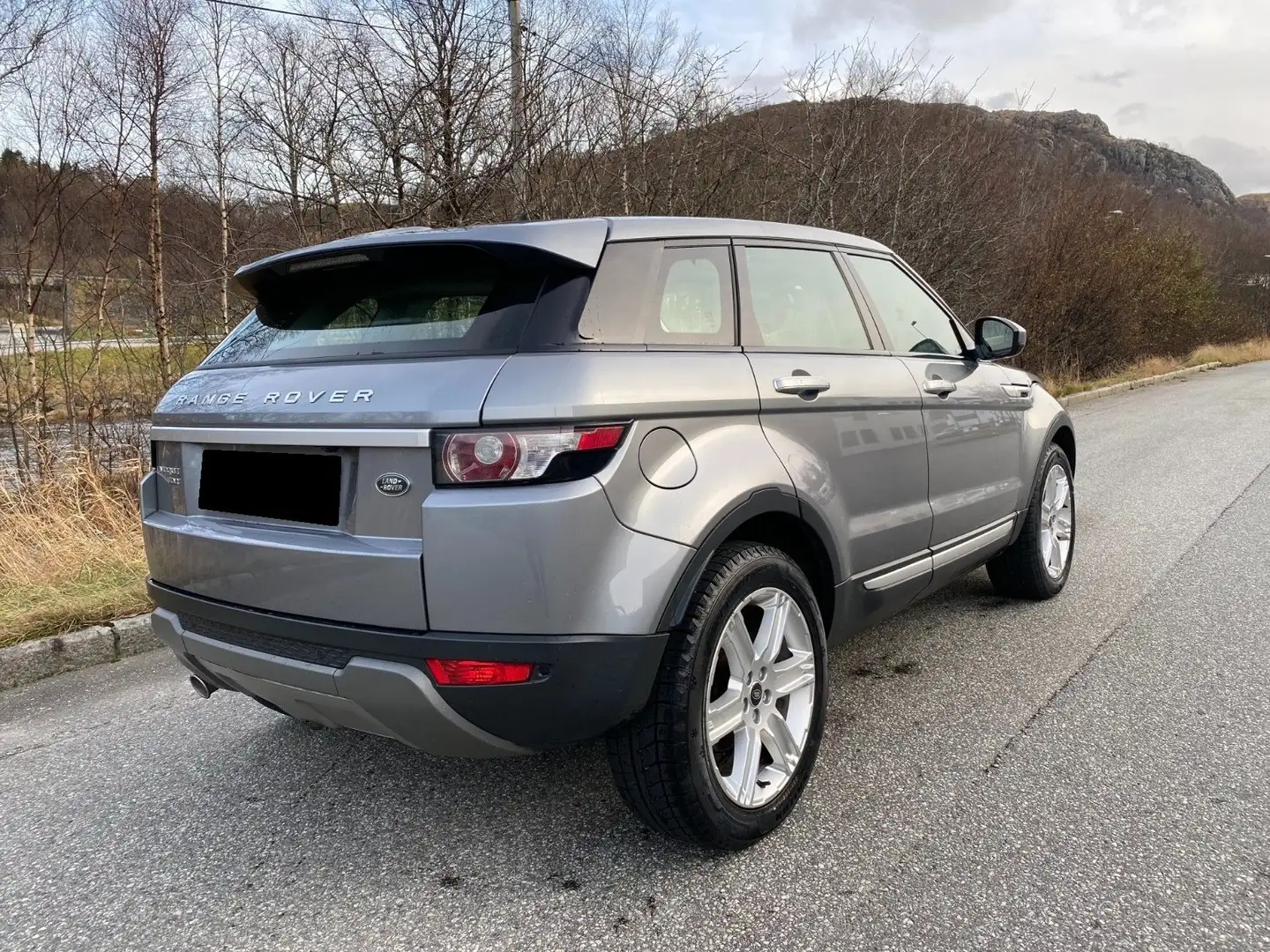 Land Rover Range Rover Evoque Range Rover Evoque 5p 2.2 td4 Launch edition 150cv Grijs - 2