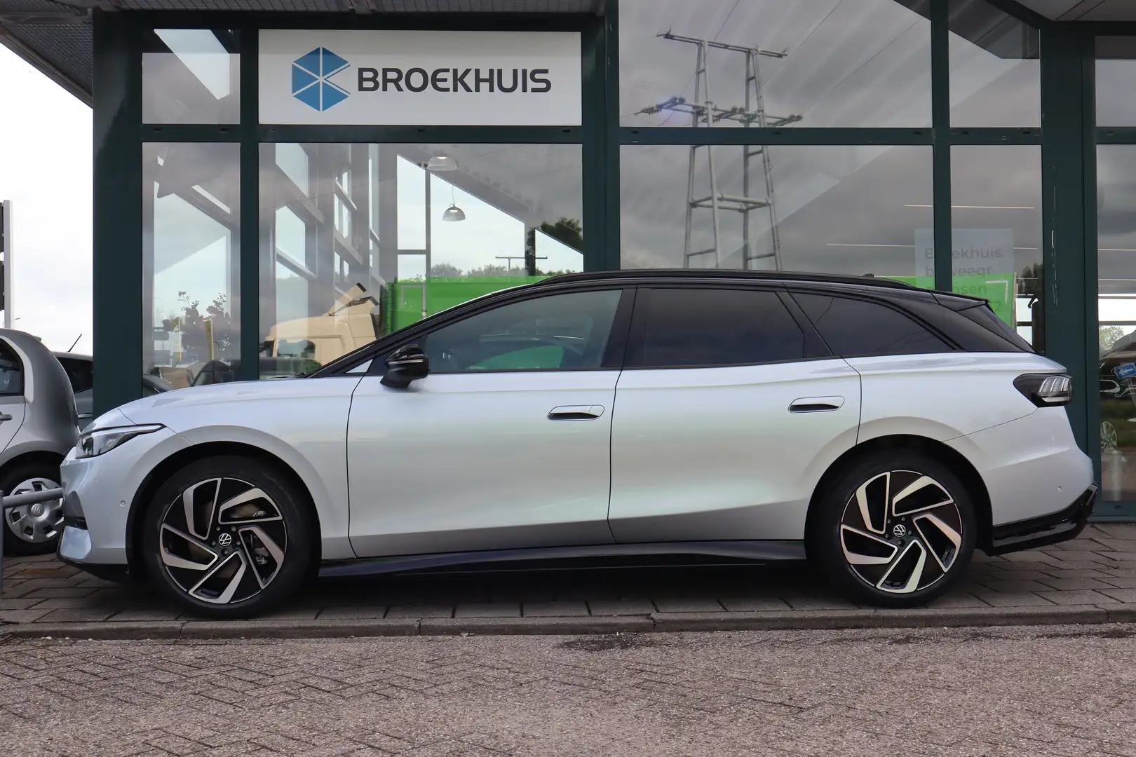 Volkswagen ID.7 Tourer Pro Business | Achterbank in ongelijke dele Gris - 2