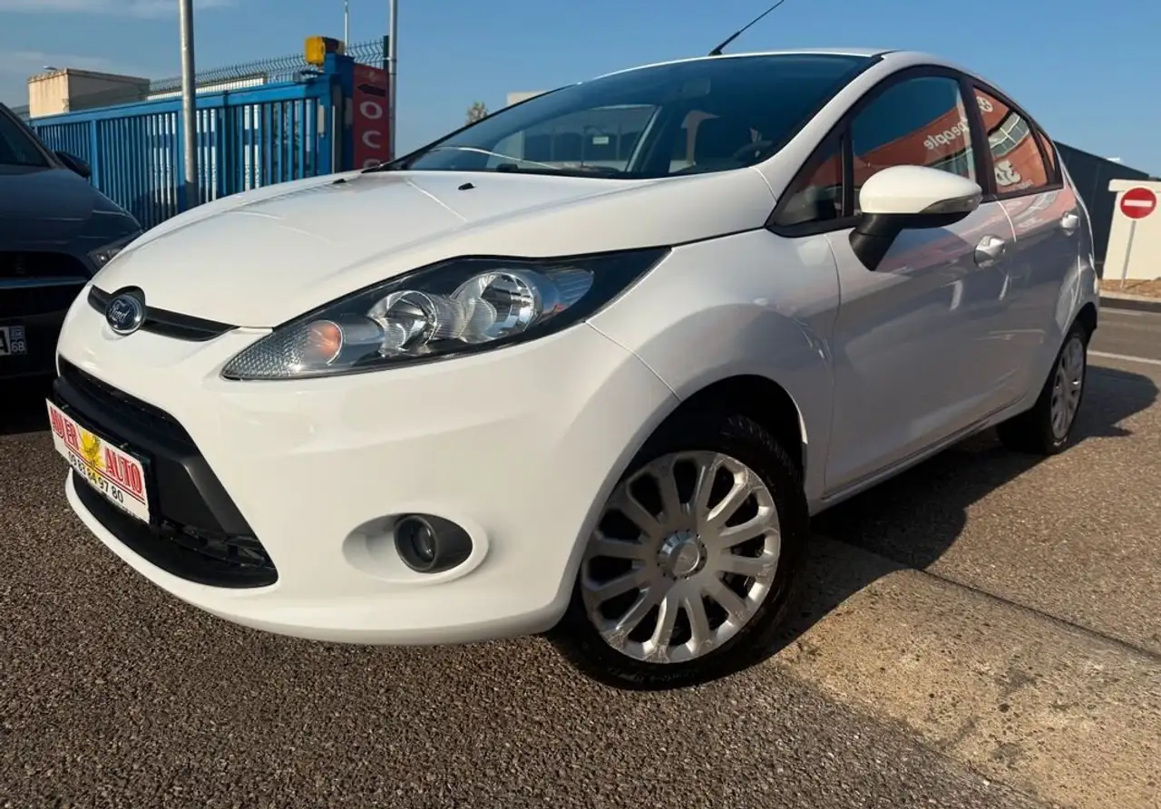 Ford Fiesta 5 portes — photo 3